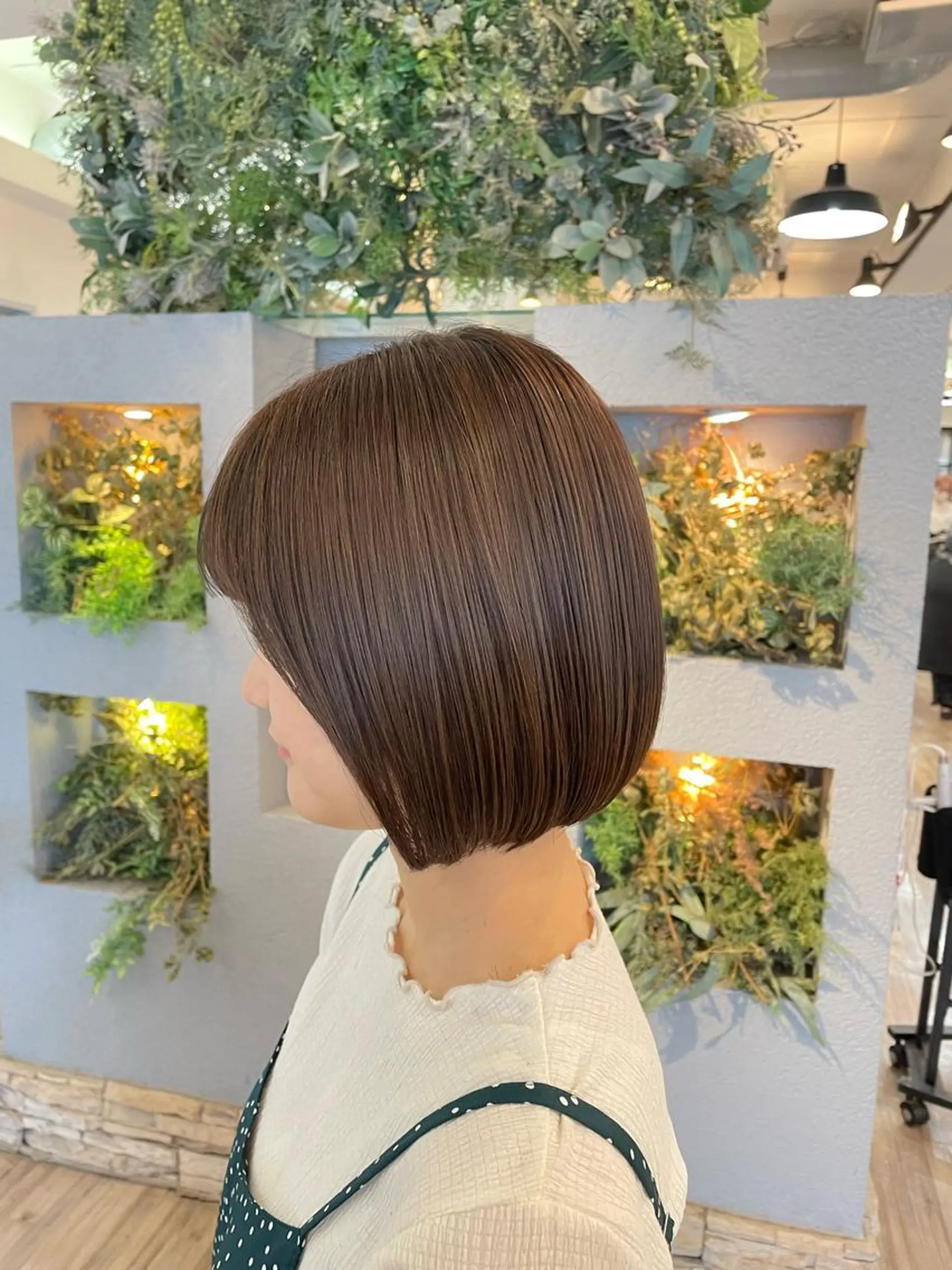 ショート カラー VISAGE ba.sk 金子詩帆のヘアスタイル