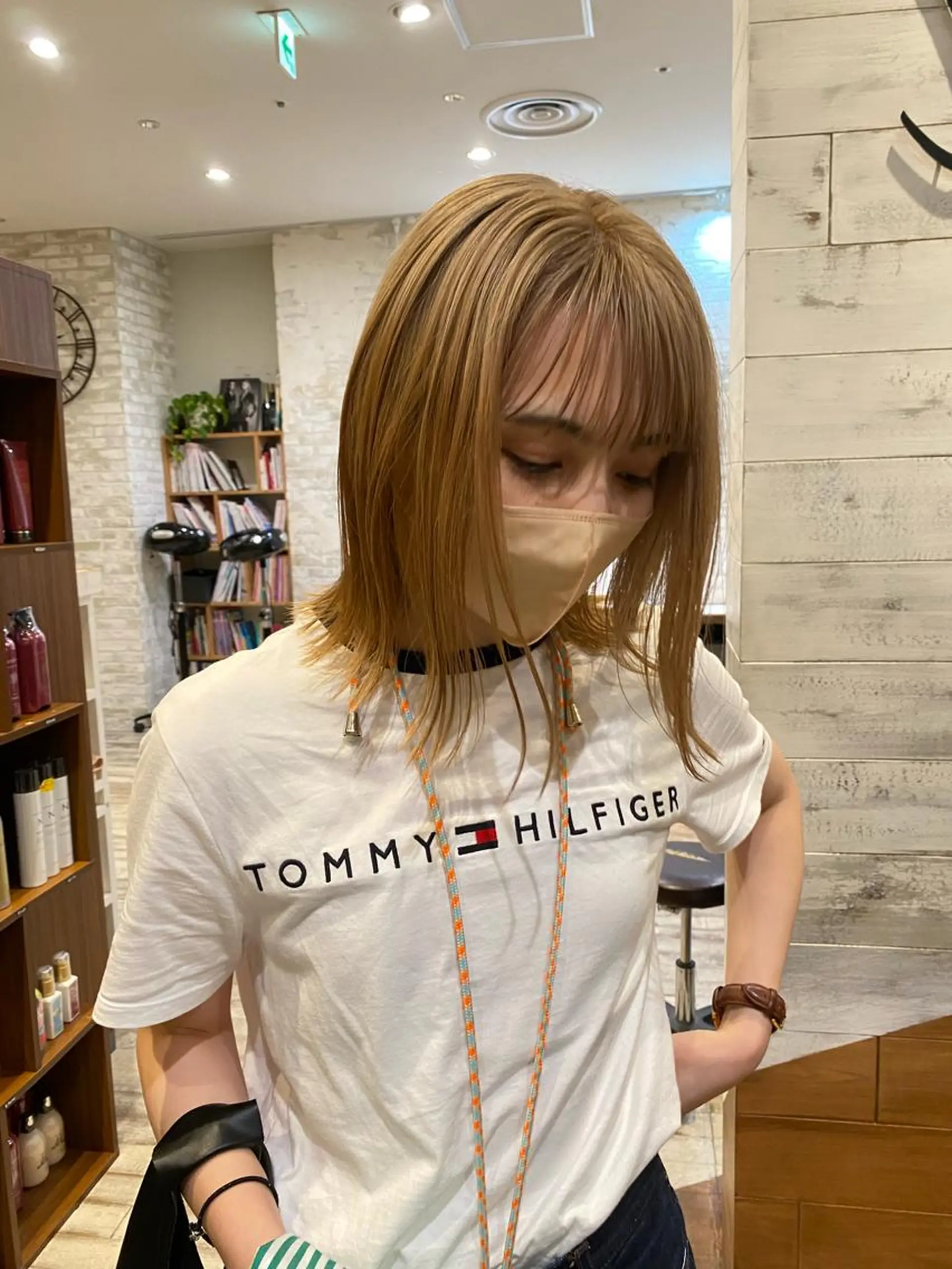 ミディアム 栗原 瑞稀のヘアスタイル