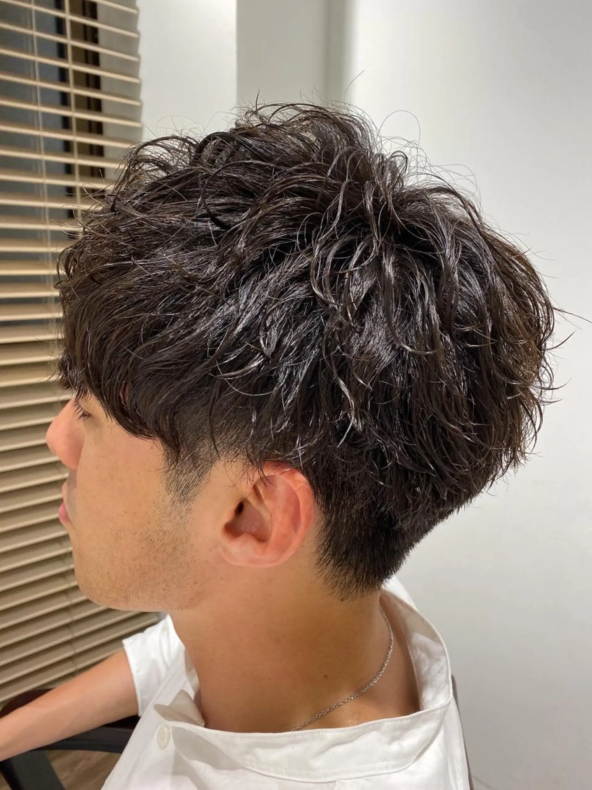 メンズ カット パーマ ハイライト⭐️上野 高広のヘアスタイル