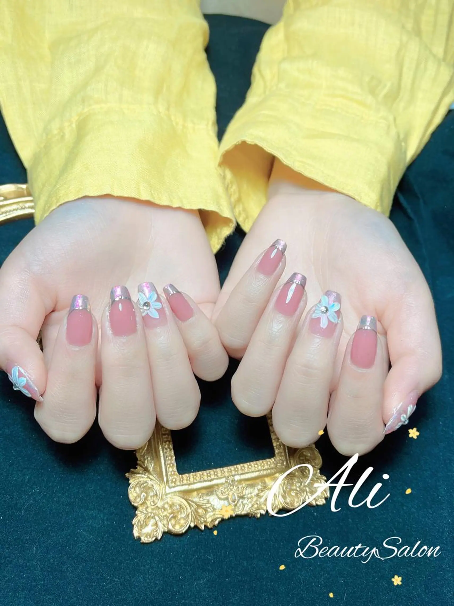 ネイル Ali 新小岩 ネイル専門のネイルデザイン