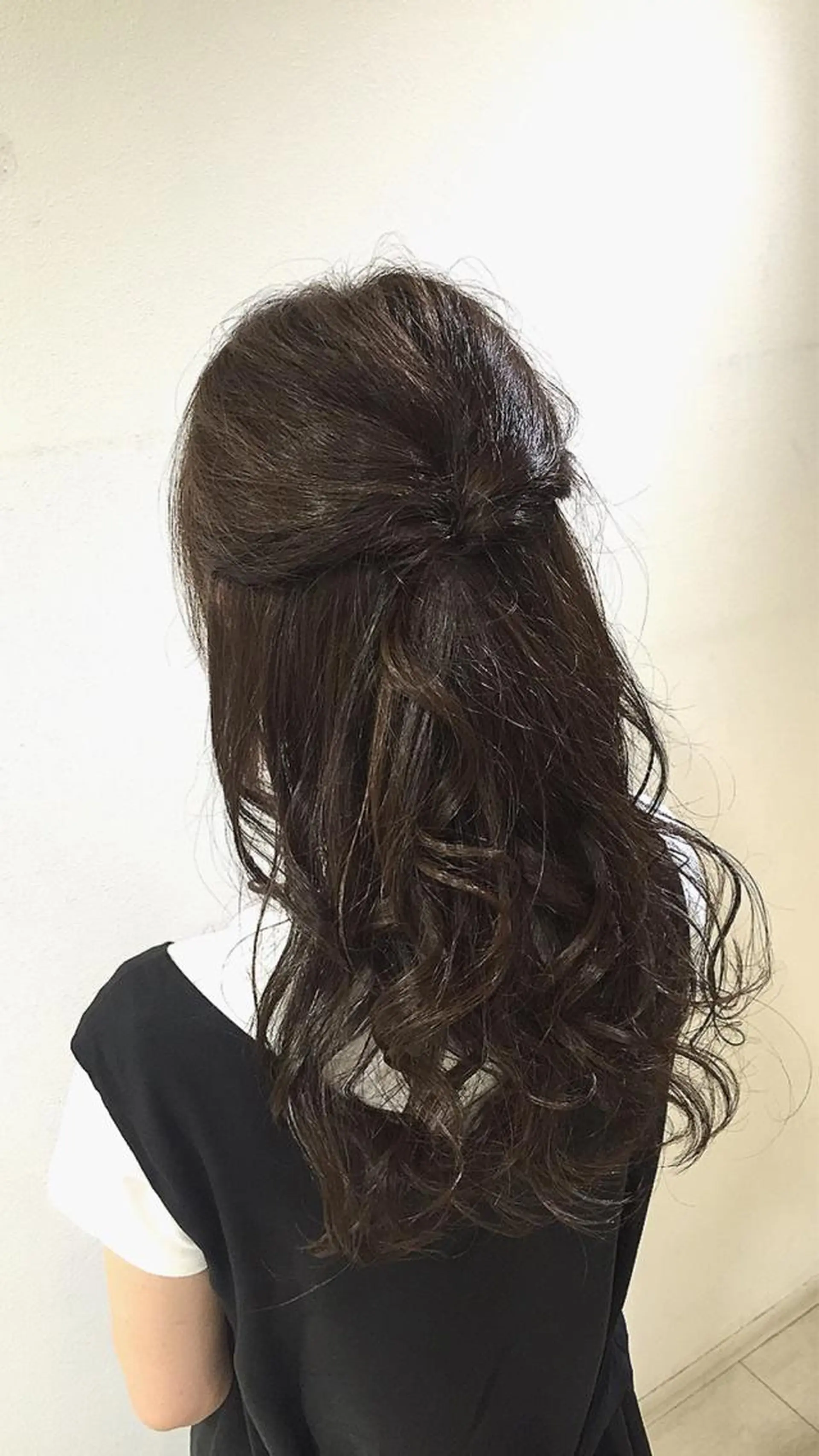 セミロング カラー ヘアアレンジ ハーフアップ 簡単アレンジ Agu  清尾 浩昭のヘアスタイル
