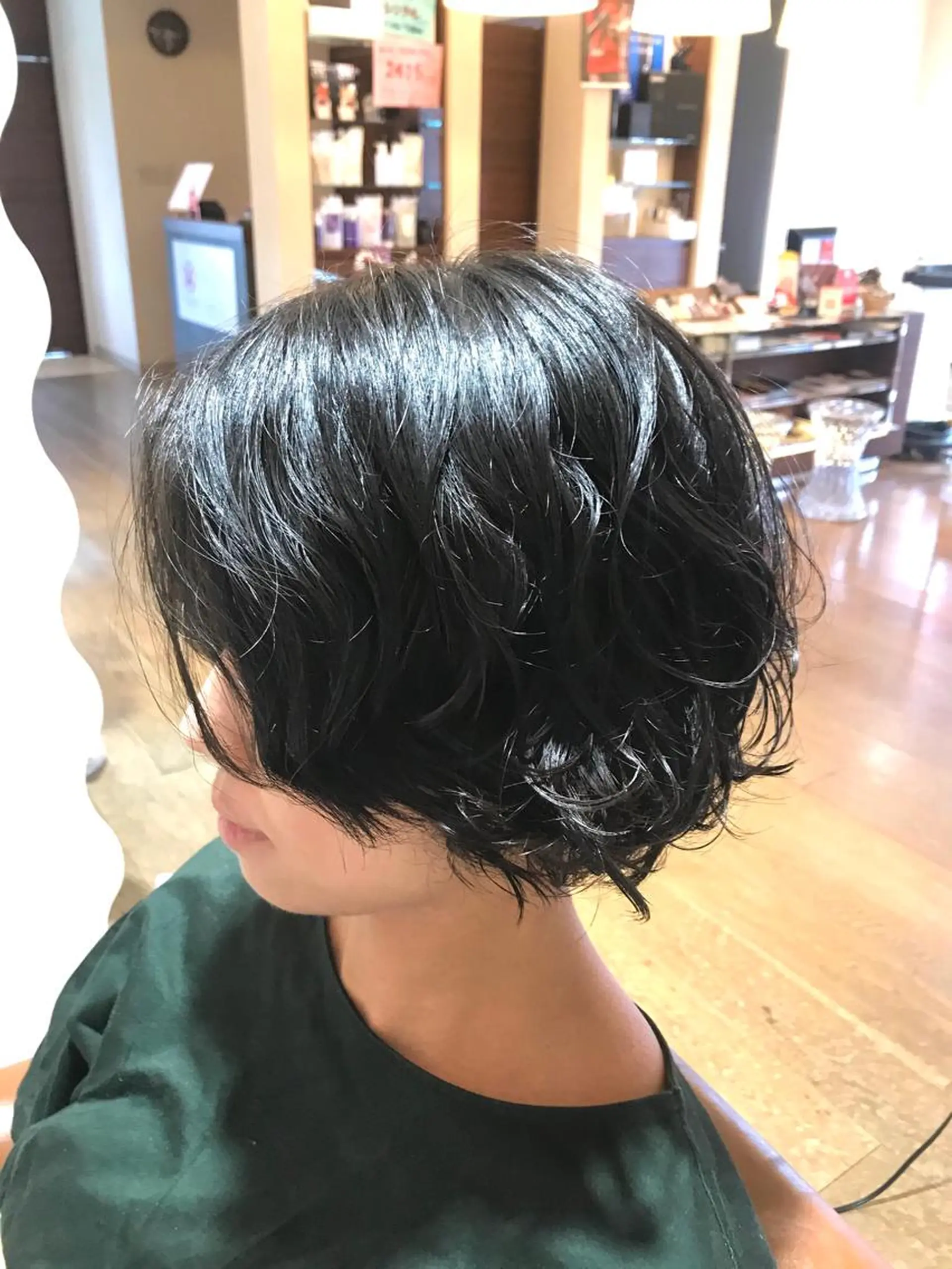 ショート パーマ 山本 大智のヘアスタイル