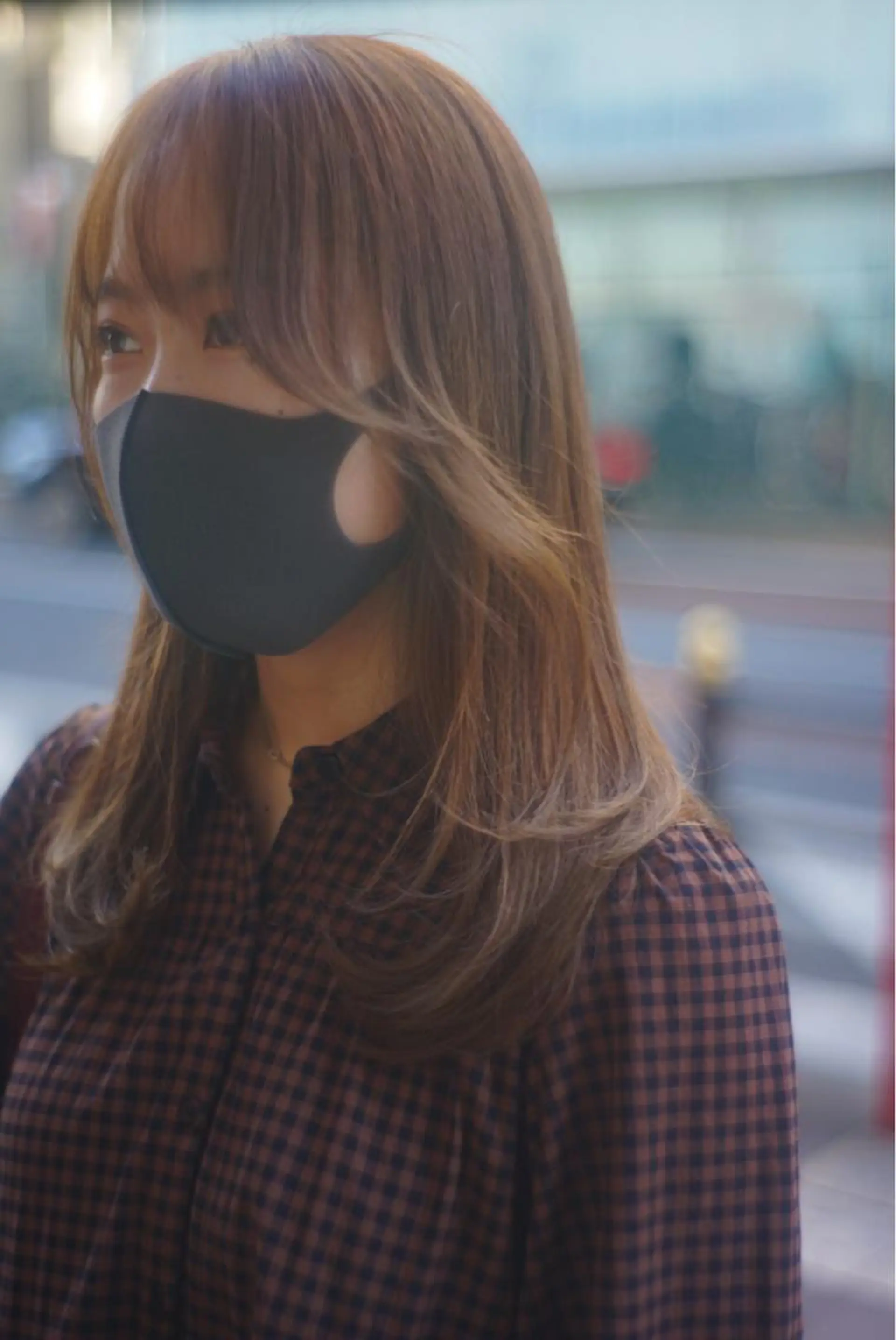 セミロング カラー 岩崎 昭憲のヘアスタイル