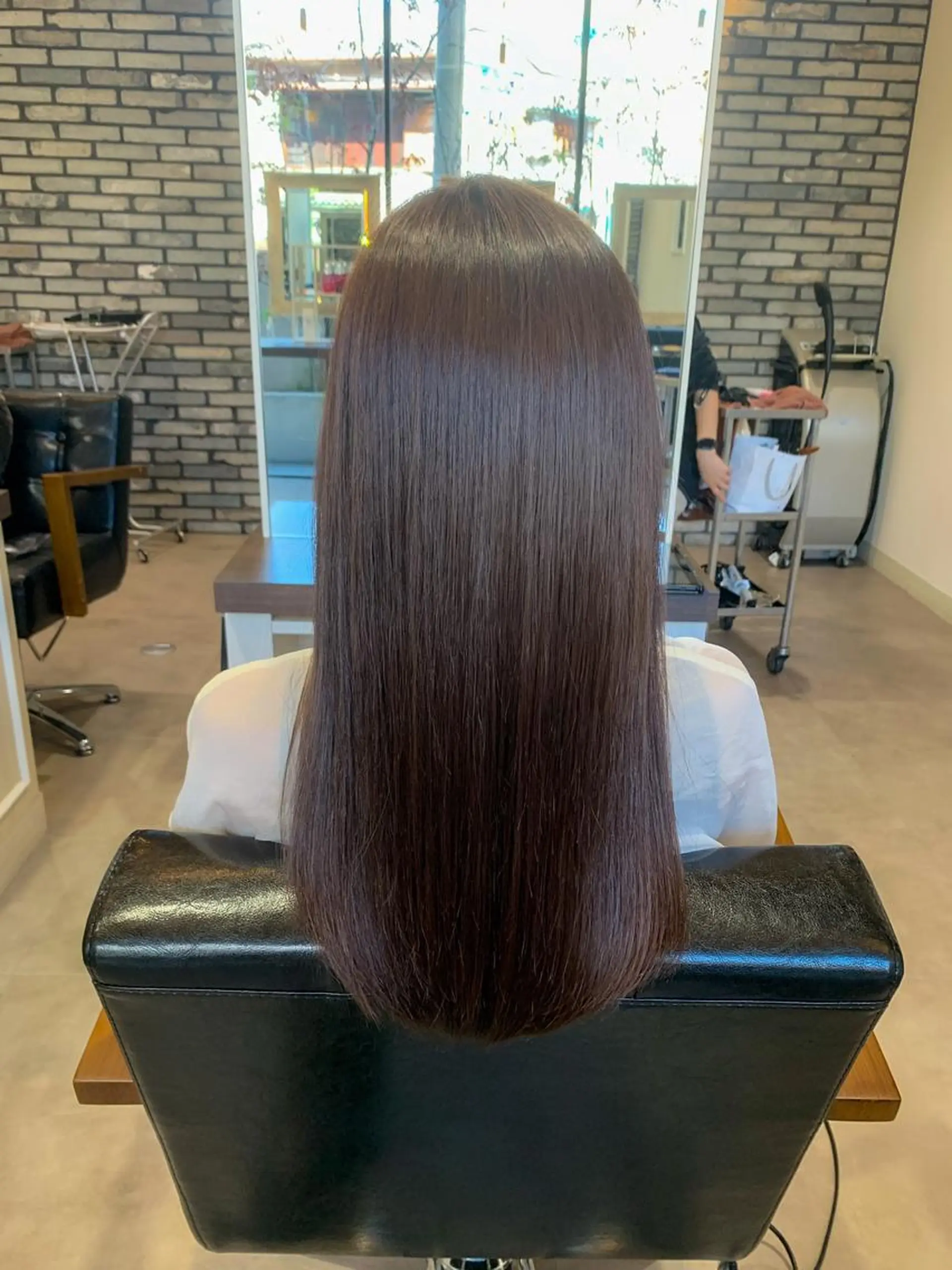 ロング カラー ブリーチ ケアブリーチ ダブルカラー ハイライトカラー ハイトーンカラー ヘアカラー トリートメント 地毛風ストレート/ 髪質改善/榎本流行のヘアスタイル