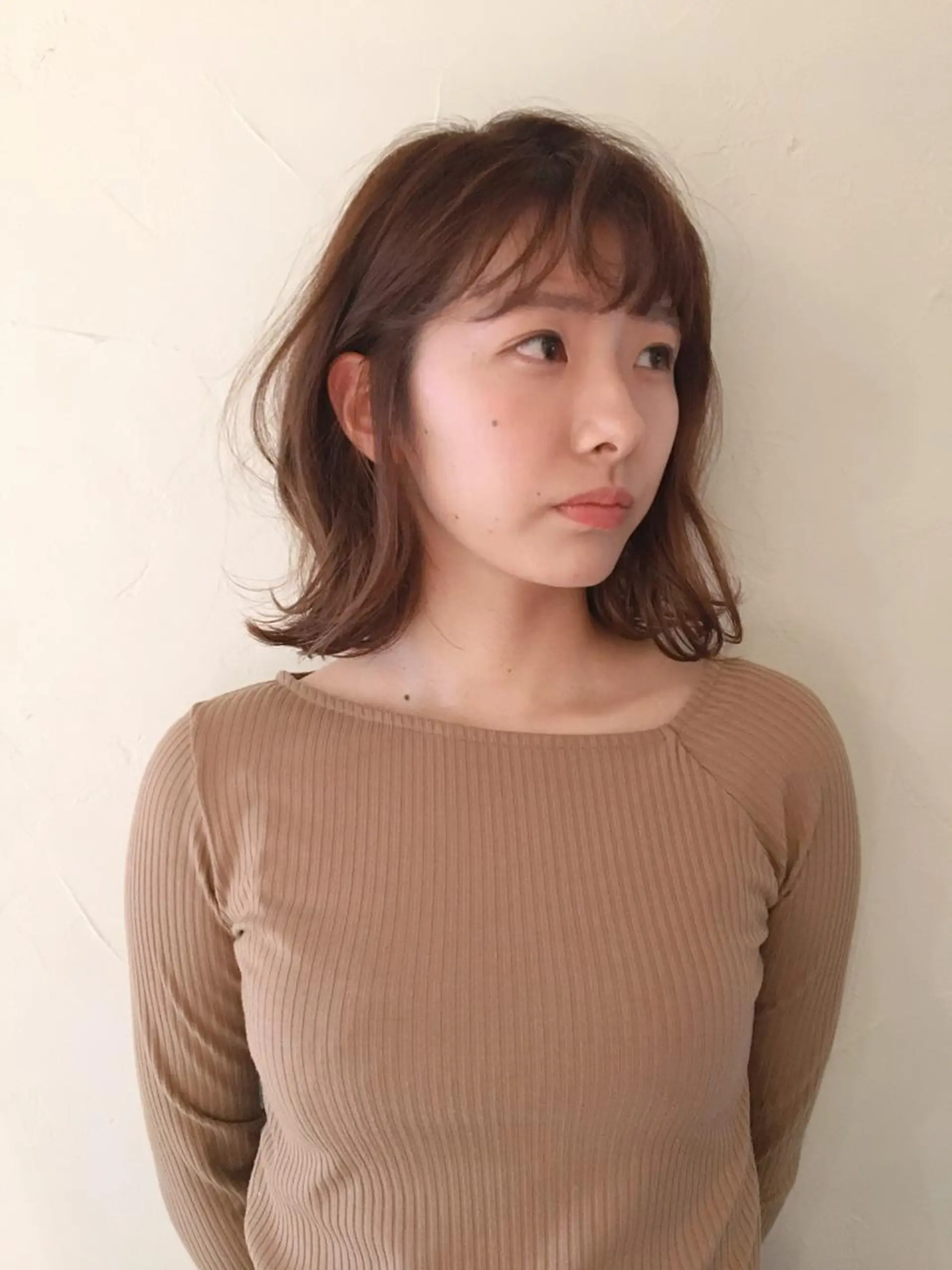 ミディアム シマダ アユミのヘアスタイル