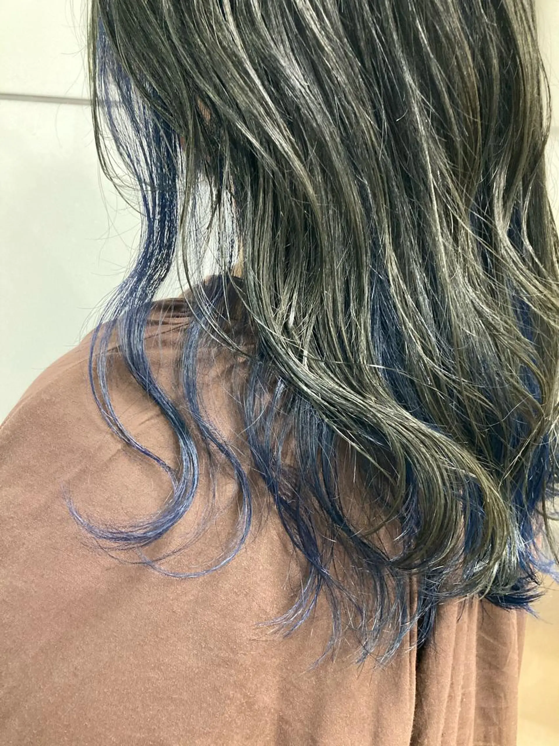 ミディアム カラー ヘアカラー トリートメント 髪質改善/痛ませ ないカラー/西村航大のヘアスタイル