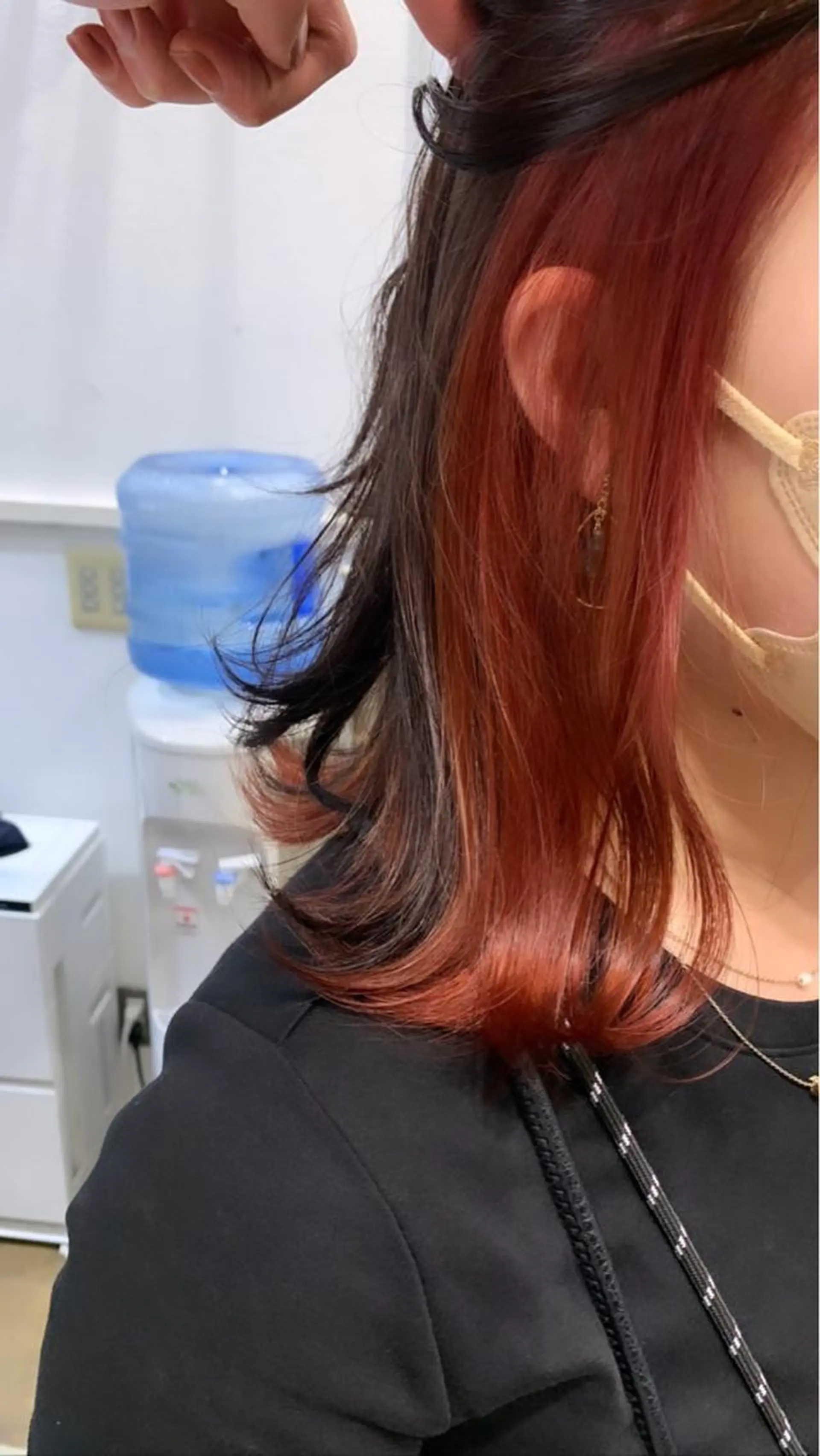 ミディアム ヘアカラー maya レイヤーカットのヘアスタイル