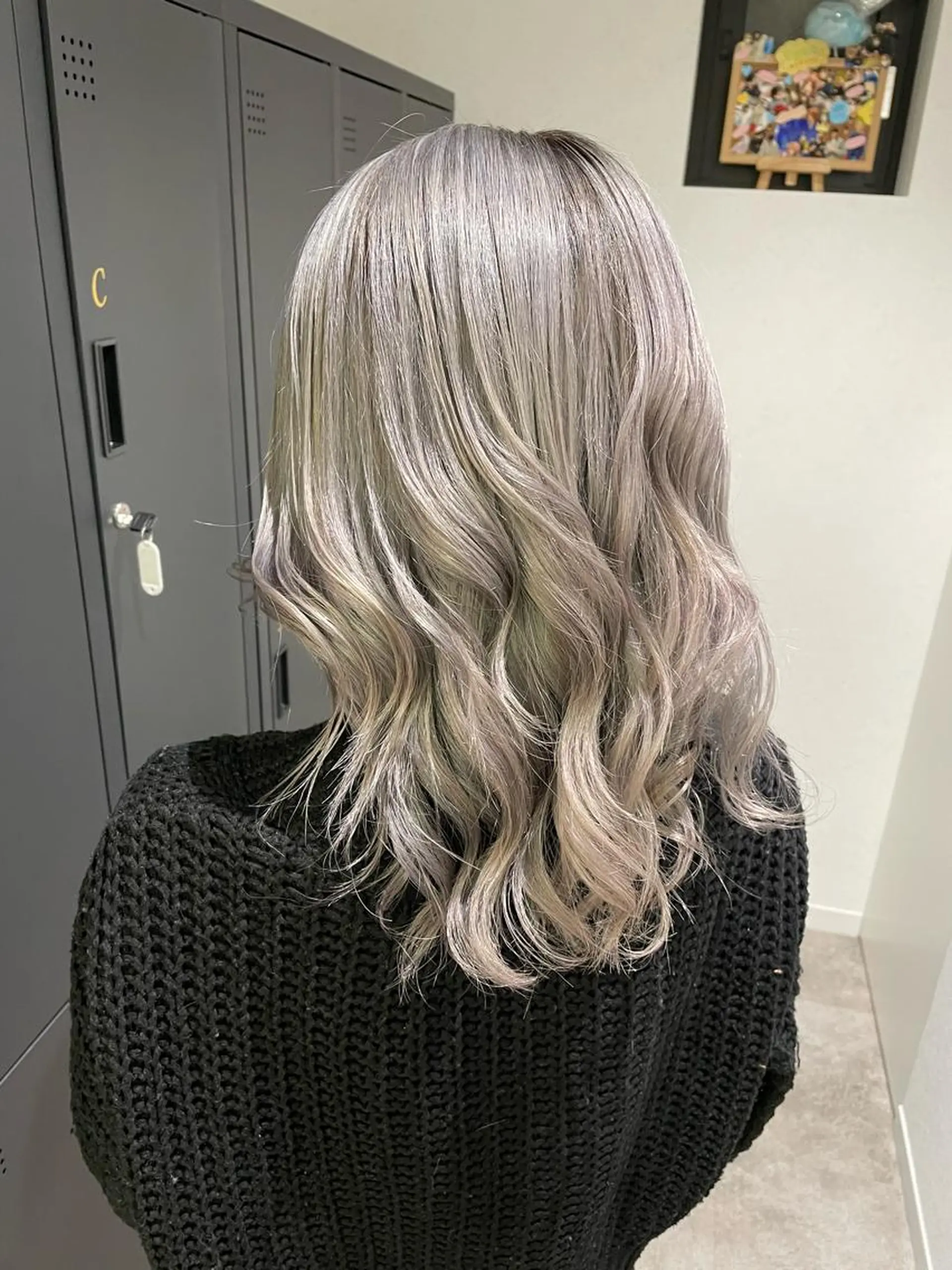 セミロング カラー レイン🌏🌱 似合わせ/ハイトーンのヘアスタイル