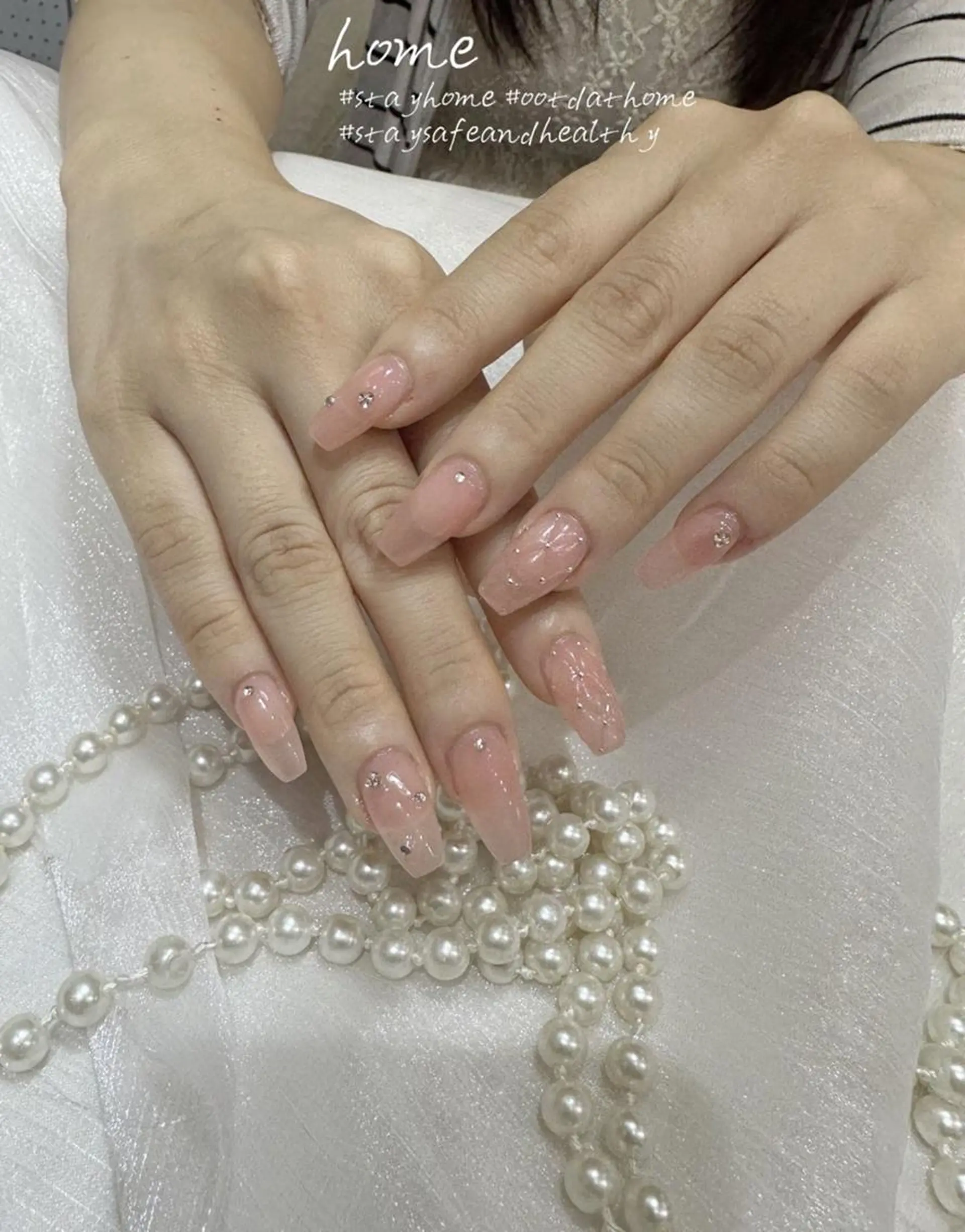 ネイル VIVIAN リサのネイルデザイン