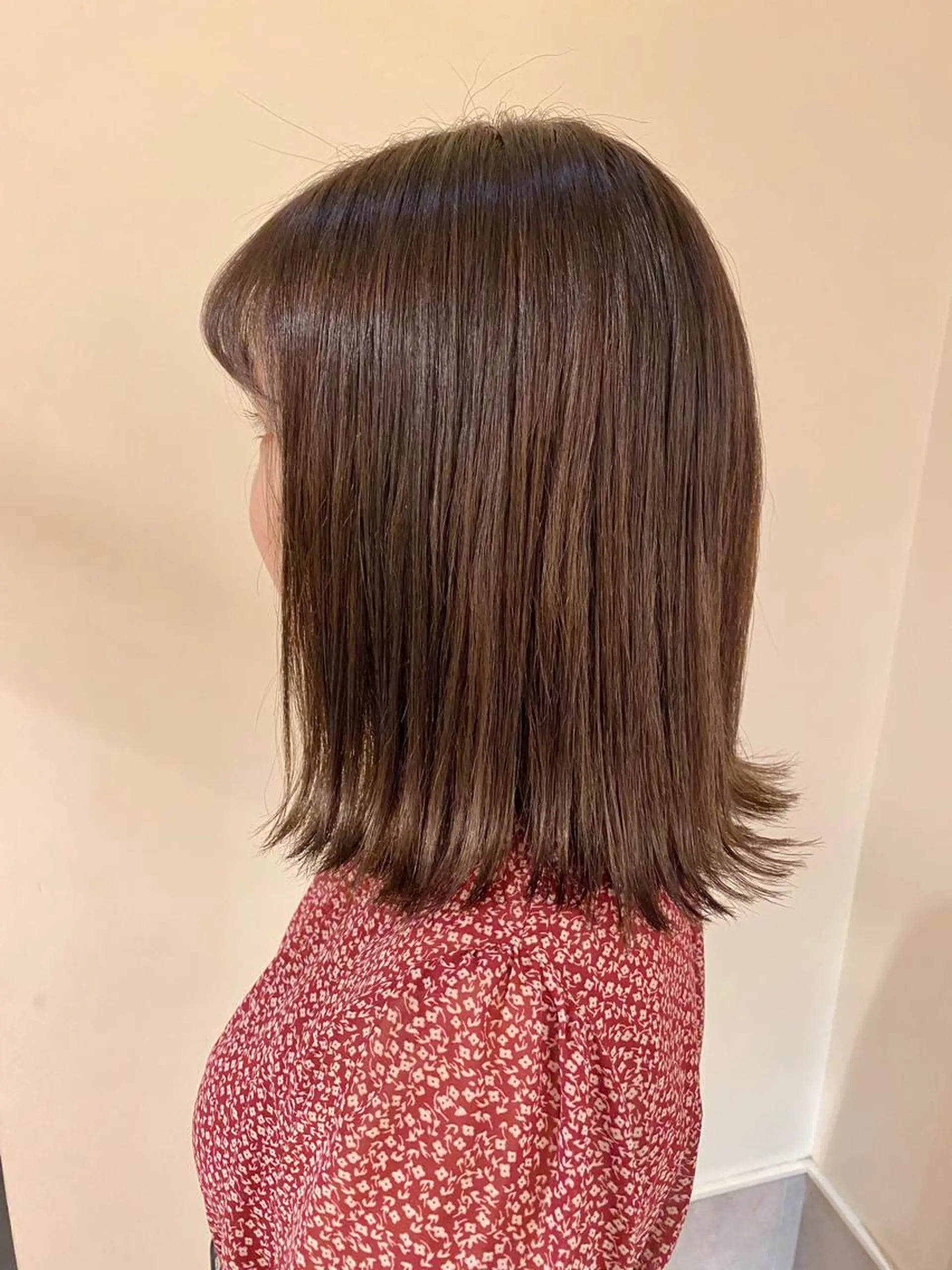 ミディアム カラー カット ヘアカラー 縮毛矯正 トリートメント コマツリサ ROCCO eastのヘアスタイル