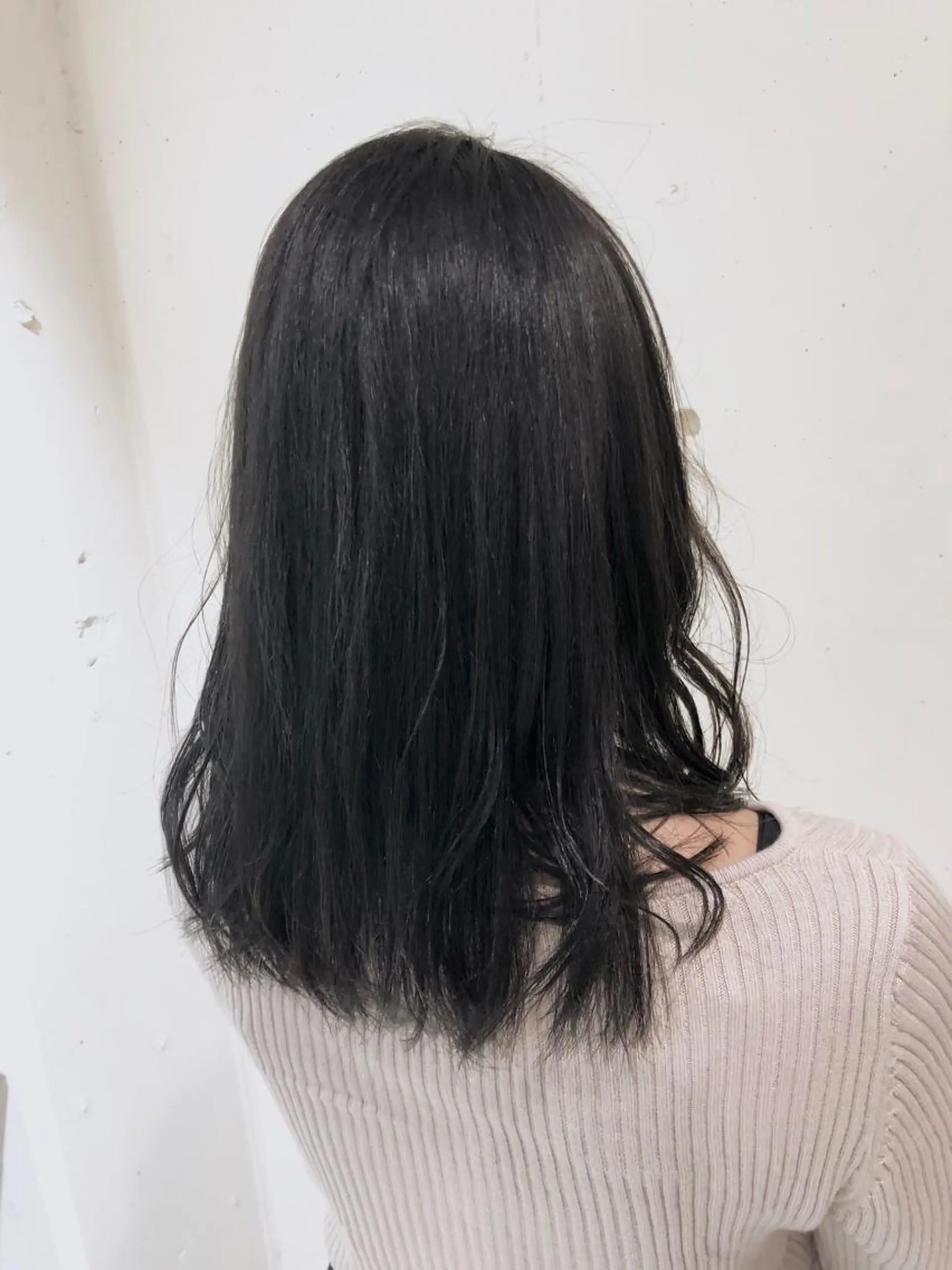ミディアム カラー パーマ ヘアアレンジ ブリーチ 透明感カラー グラデーションカラー グレージュ ハイライトカラー 【ツヤ髪美容師】 ツダケイスケのヘアスタイル