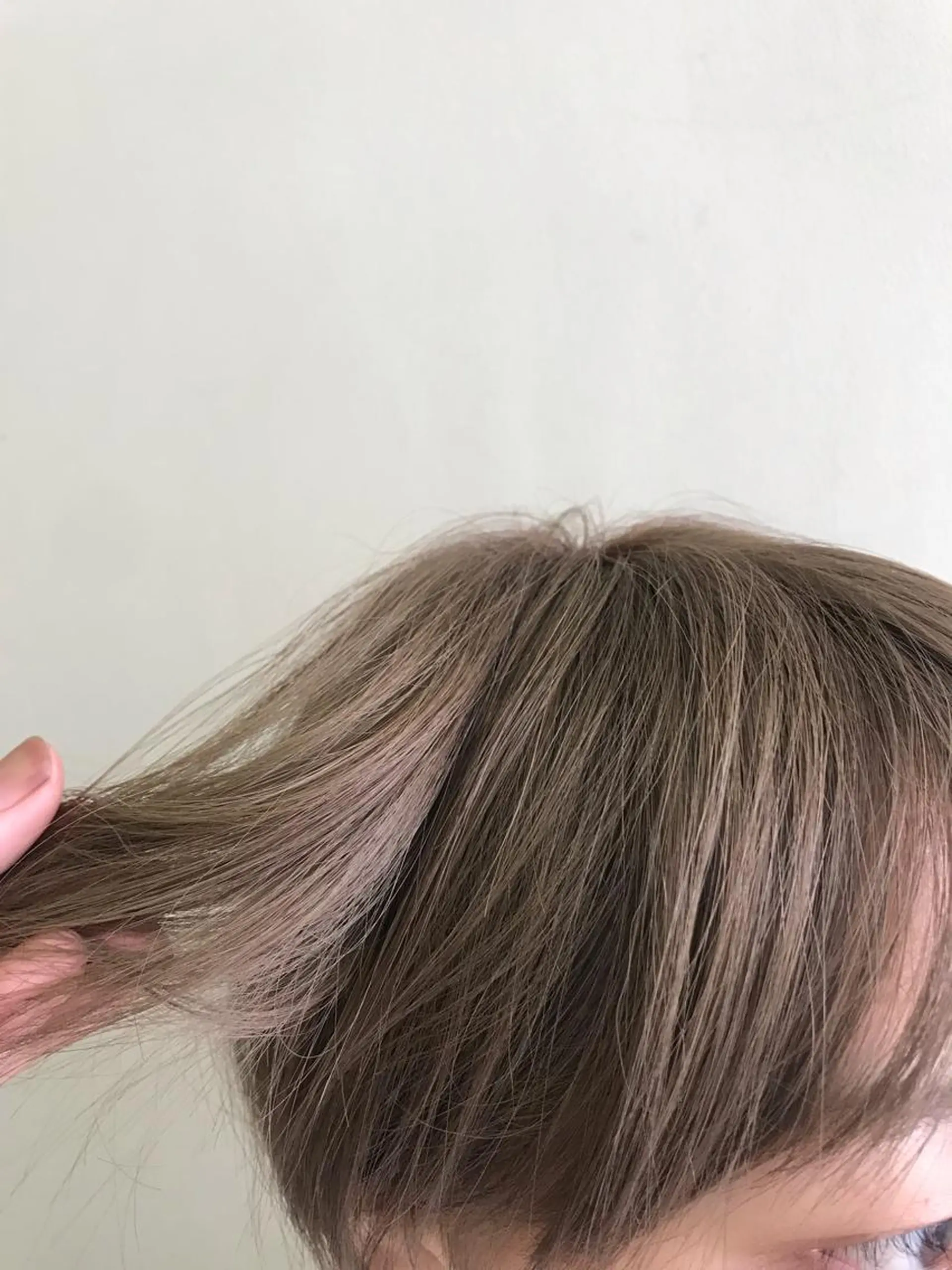 カラー ヘアカラー 貫洞 大介のヘアスタイル