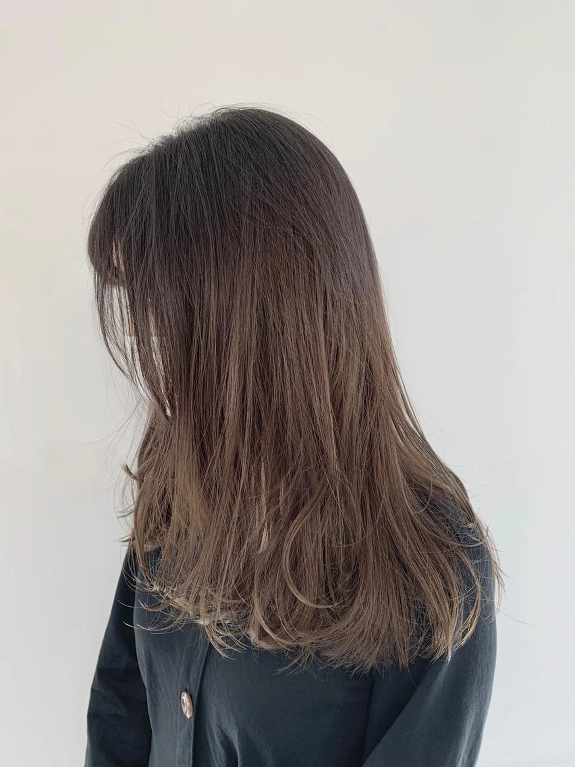 セミロング カラー パーマ ヘアアレンジ 加藤 綾華のヘアスタイル