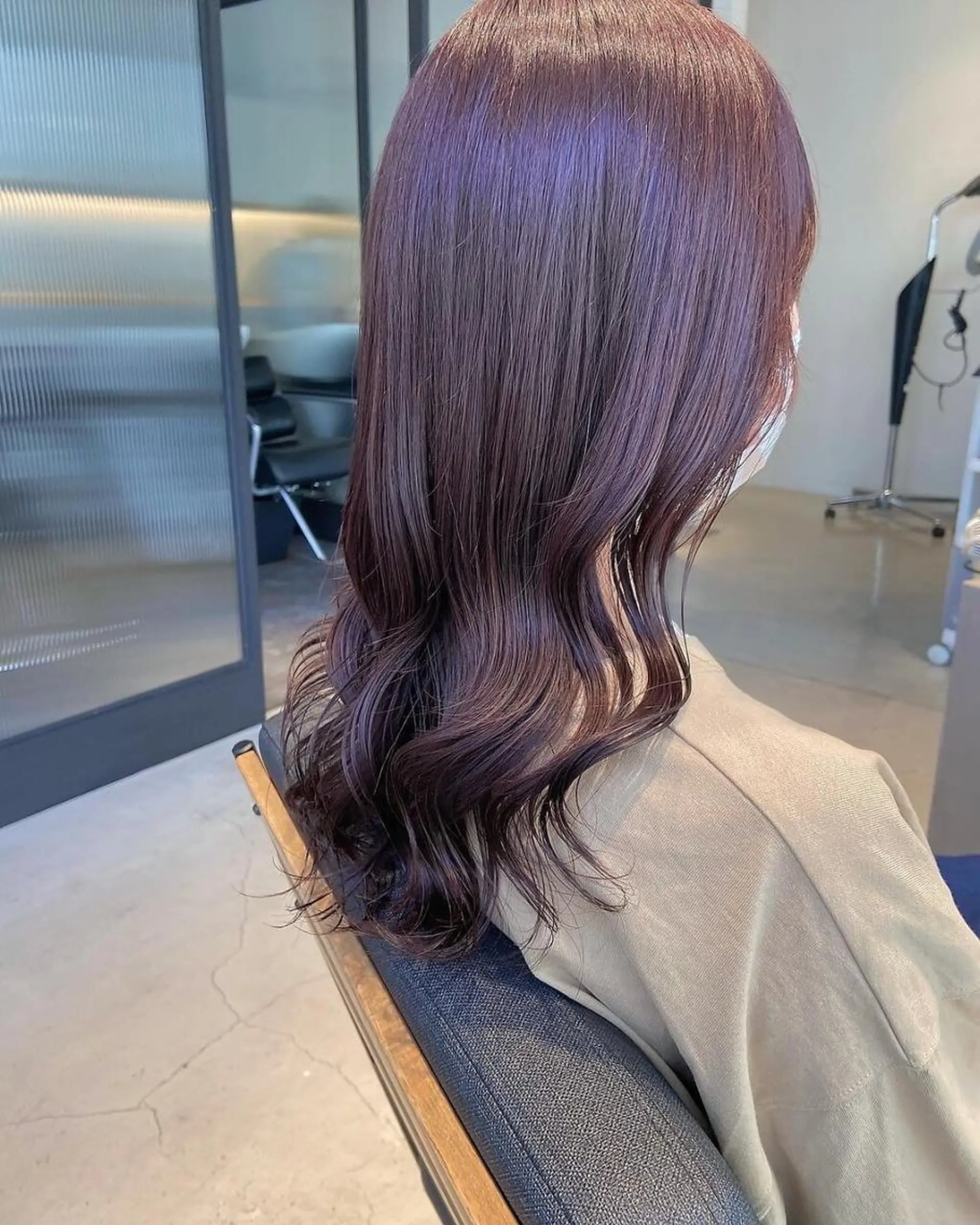 ロング 佐藤 彩野のヘアスタイル