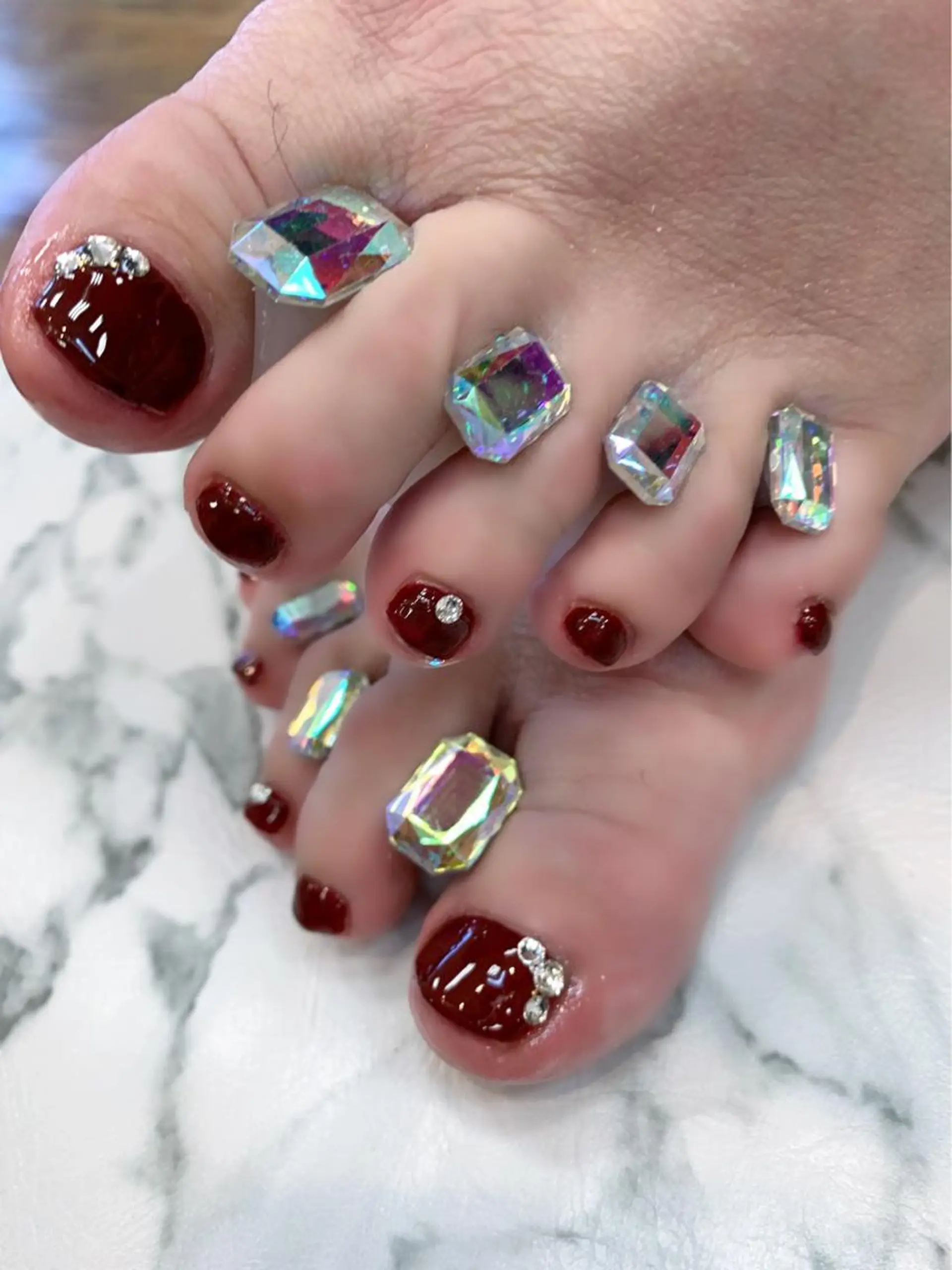 ネイル アニマル柄 アートネイル フットネイル キラキラネイル ニュアンスネイル フットネイル x.1.0.nail ♡Cのネイルデザイン