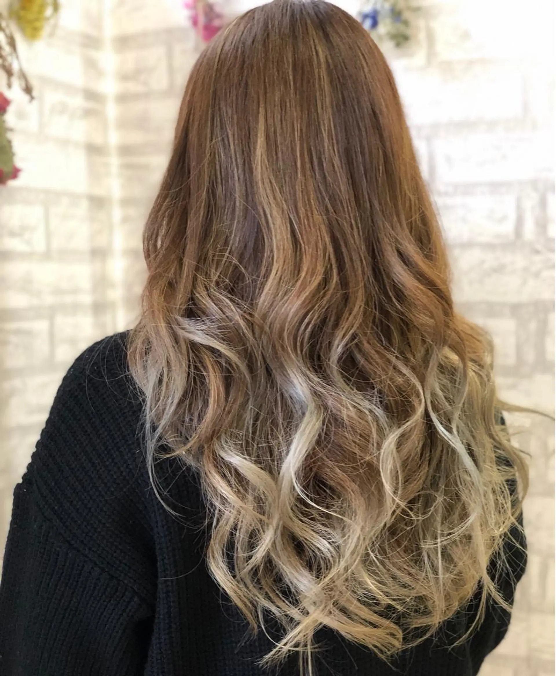 ロング カラー ベージュカラー グラデーションカラー ハイライトカラー ハイライト カット ヘアカラー トリートメント 🌸Cielo🌸 KENのヘアスタイル