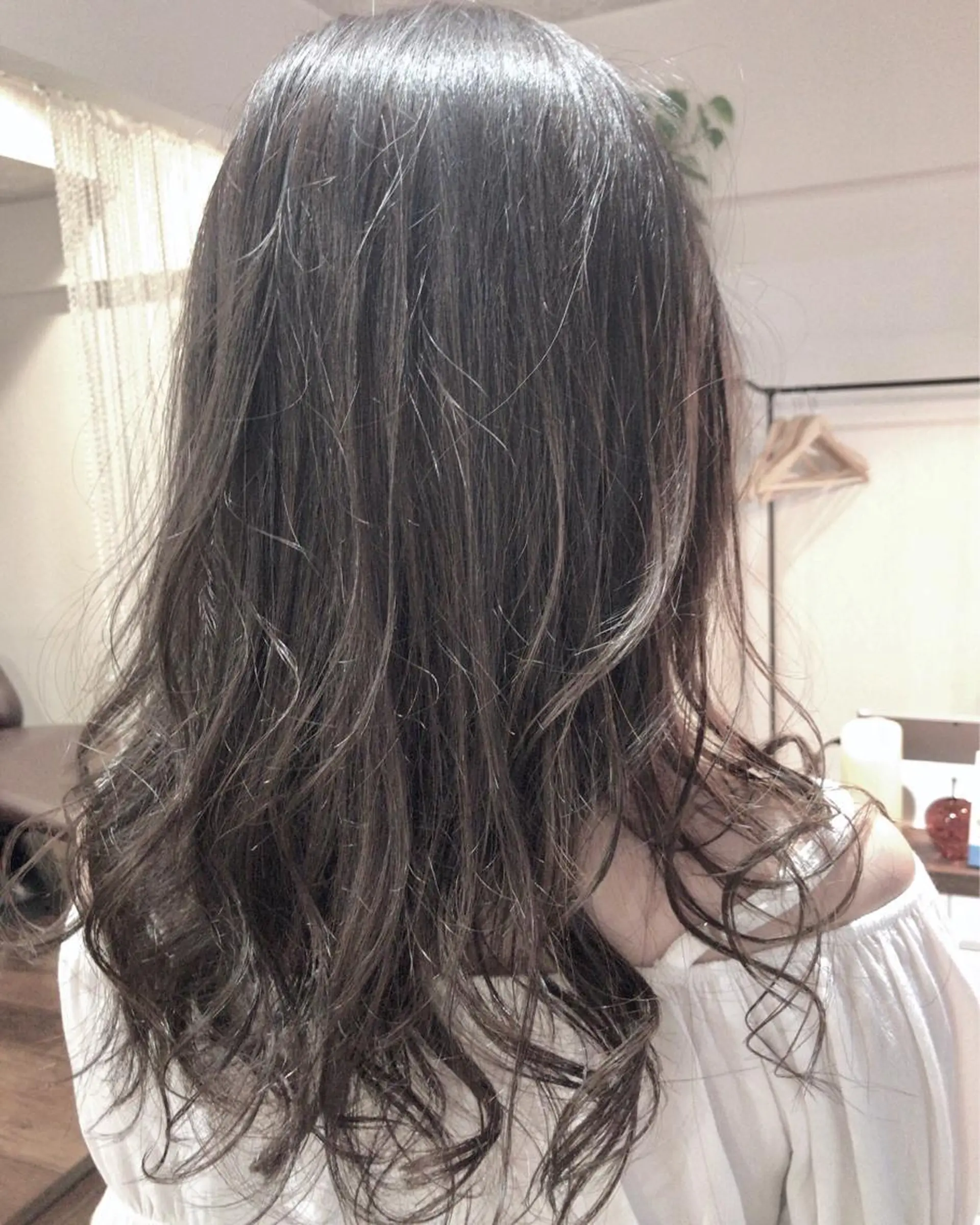 セミロング カラー haku  hair salon所属・レイヤーカット匠 イソザキノリユキのヘアスタイル