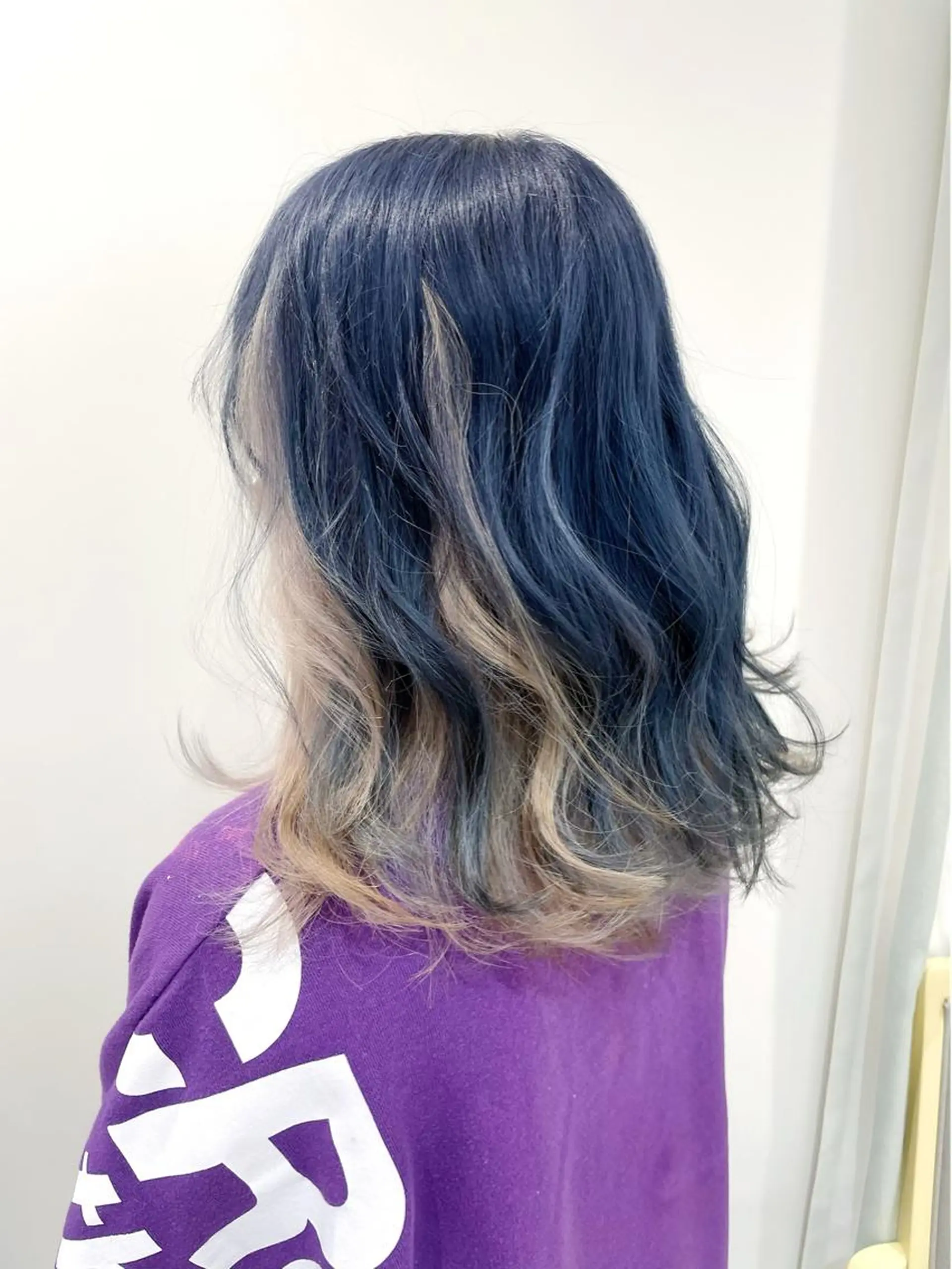 ミディアム カラー 韓国レイヤーカット/ ダブルカラーのヘアスタイル