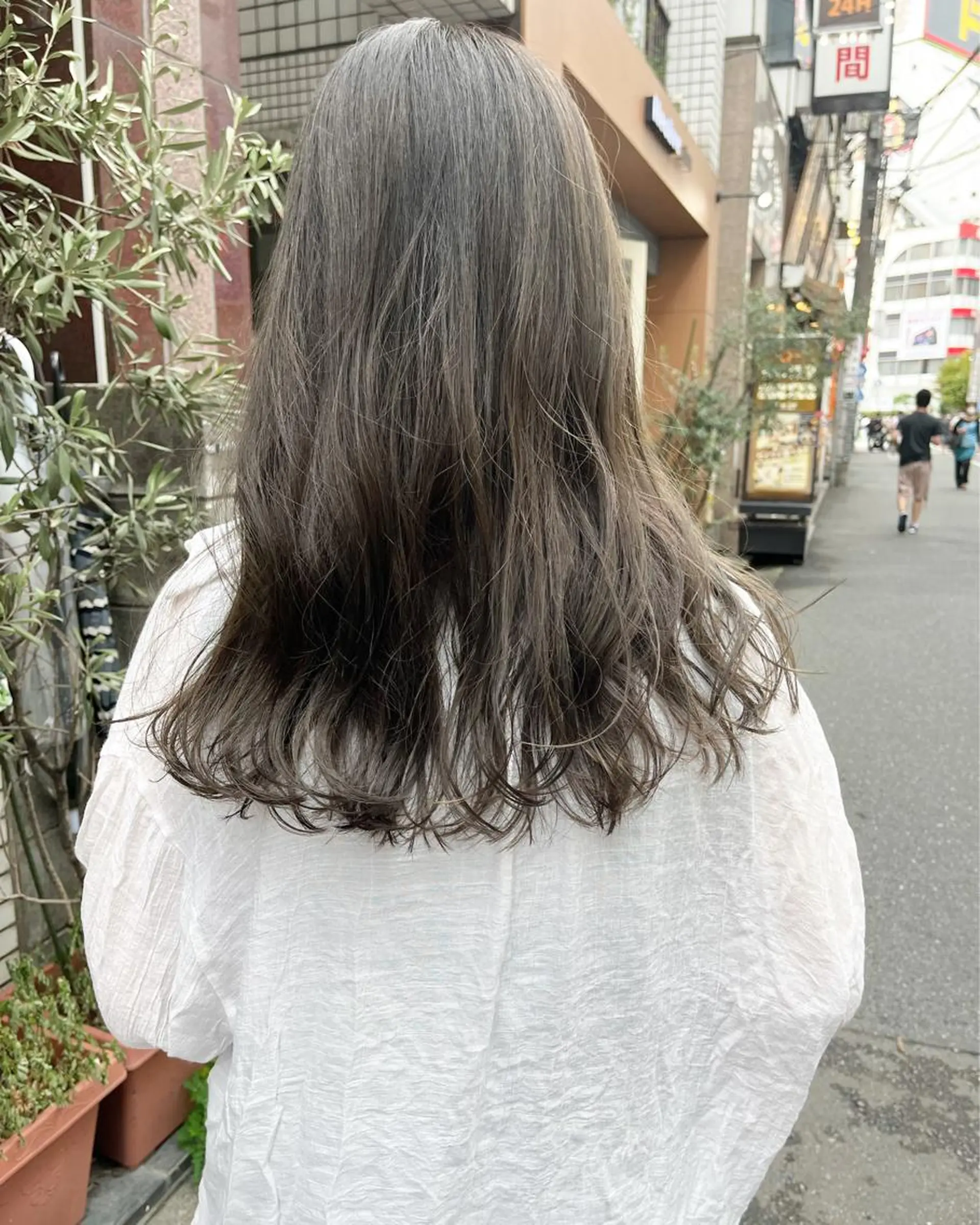 セミロング カラー ヘアアレンジ ヘアカラー トリートメント ヘアセット 🌷ボブ/髪質改善 ストレートのヘアスタイル