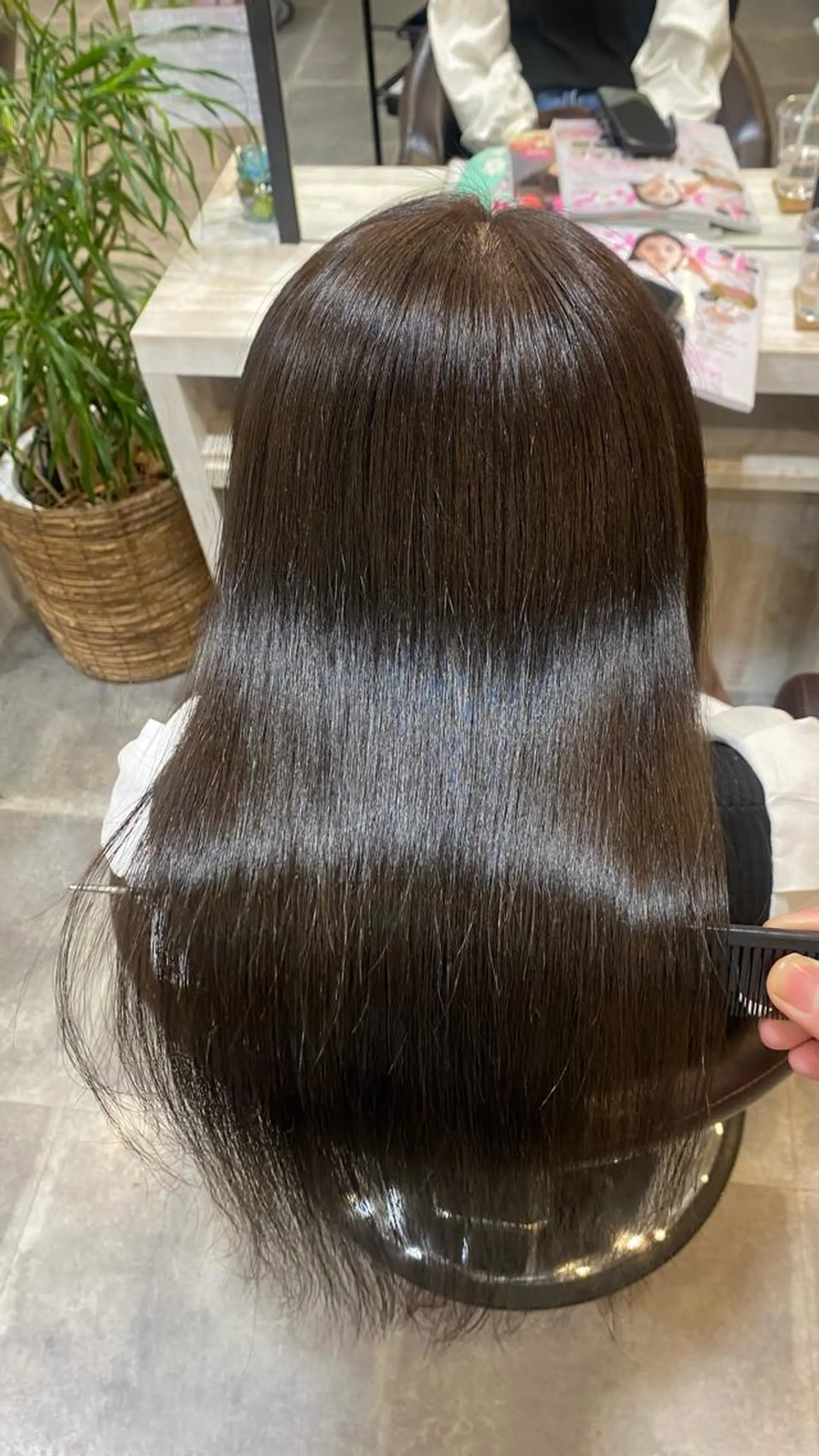 ロング マスイ カイセイのヘアスタイル