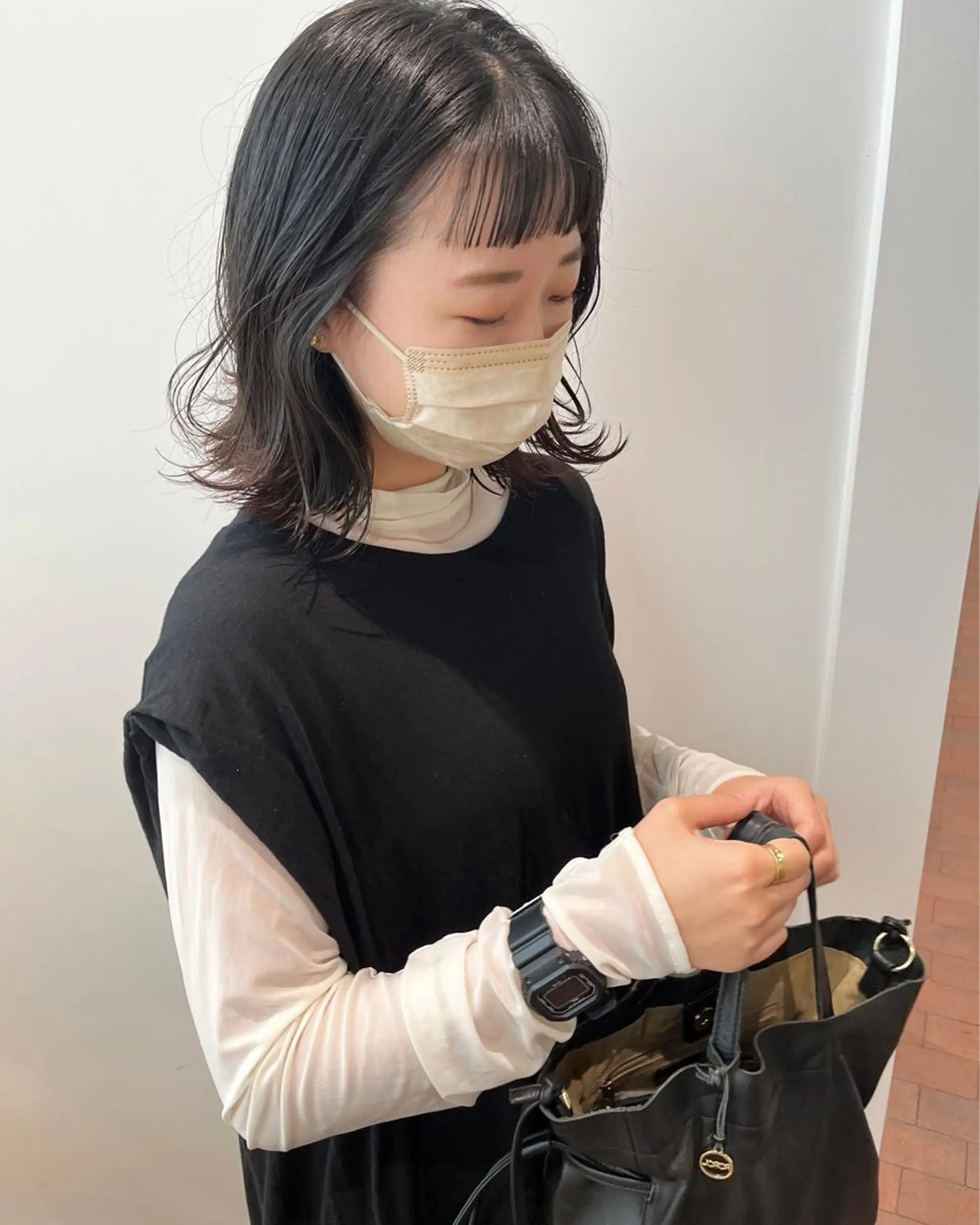 ショート ボブ オン眉 片岡 由依のヘアスタイル
