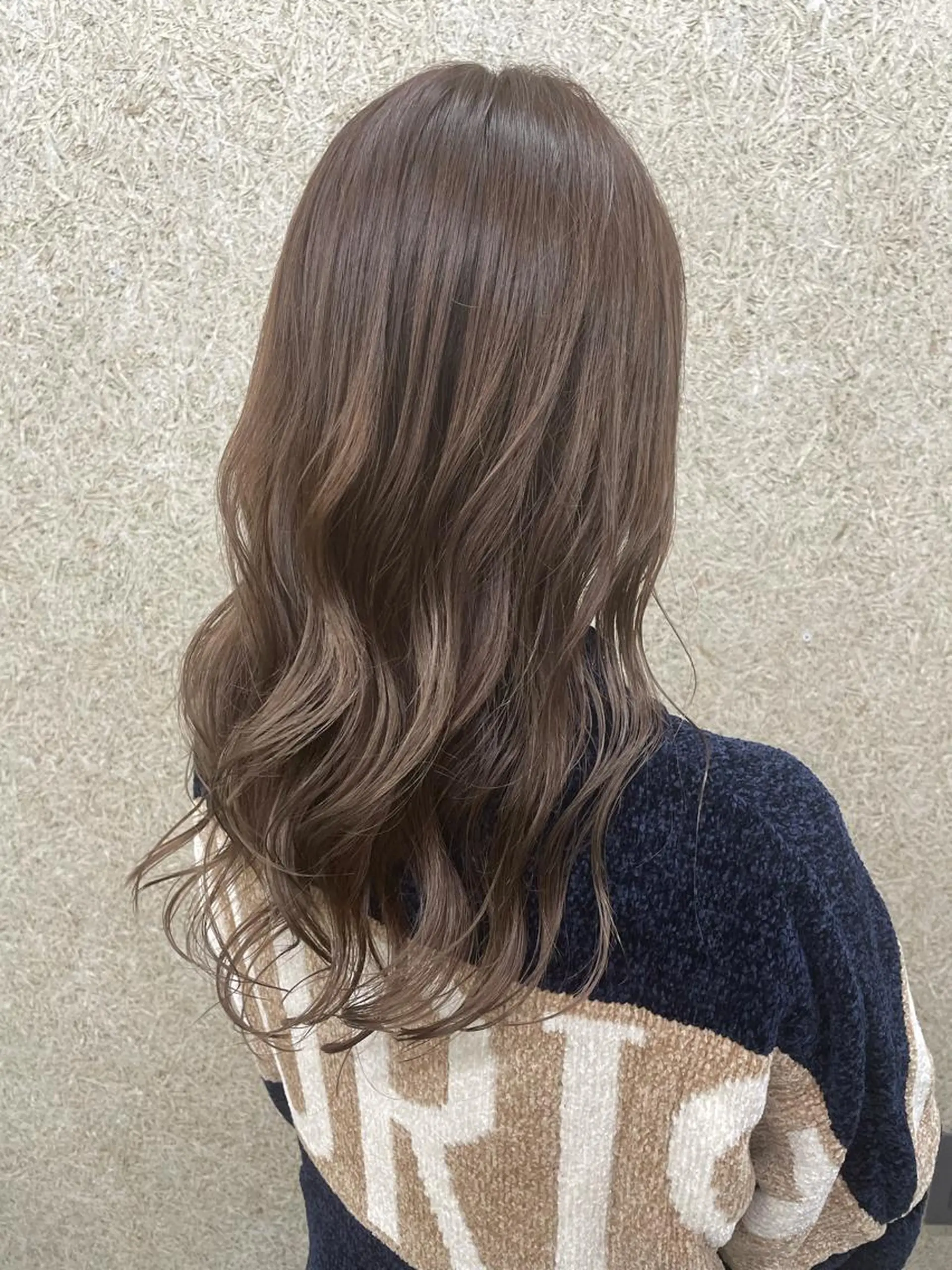 ロング 韓国風レイヤー ハイトーンRYOTAのヘアスタイル