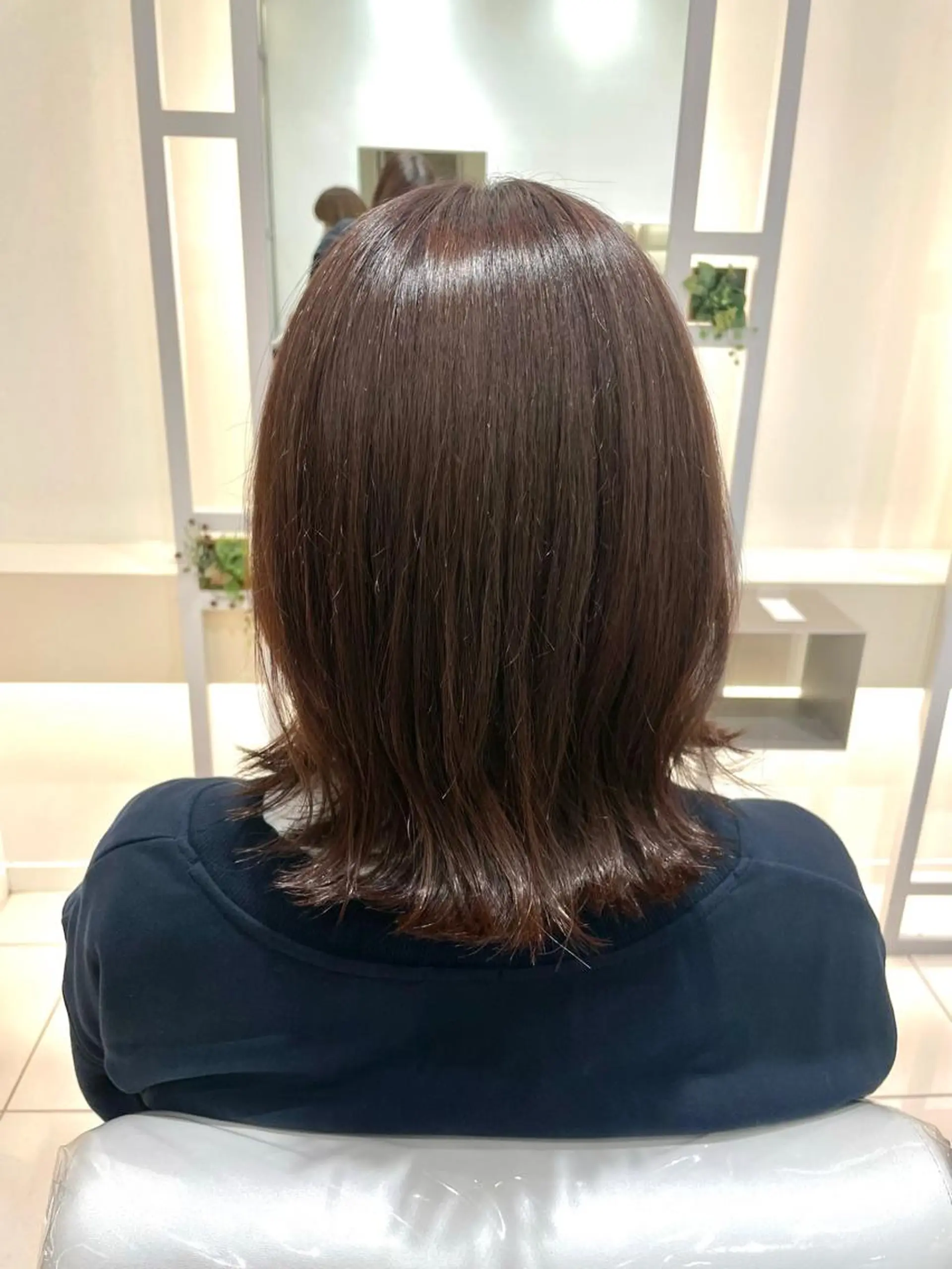 ミディアム カラー くびれヘア 【潤いツヤヘア🫧】 岸野　妙波のヘアスタイル