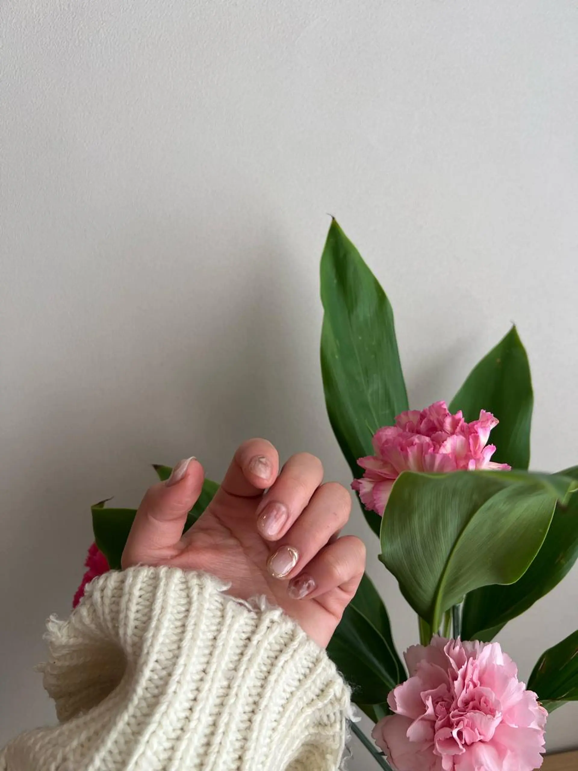 ネイル 宮地 亜美のヘアスタイル