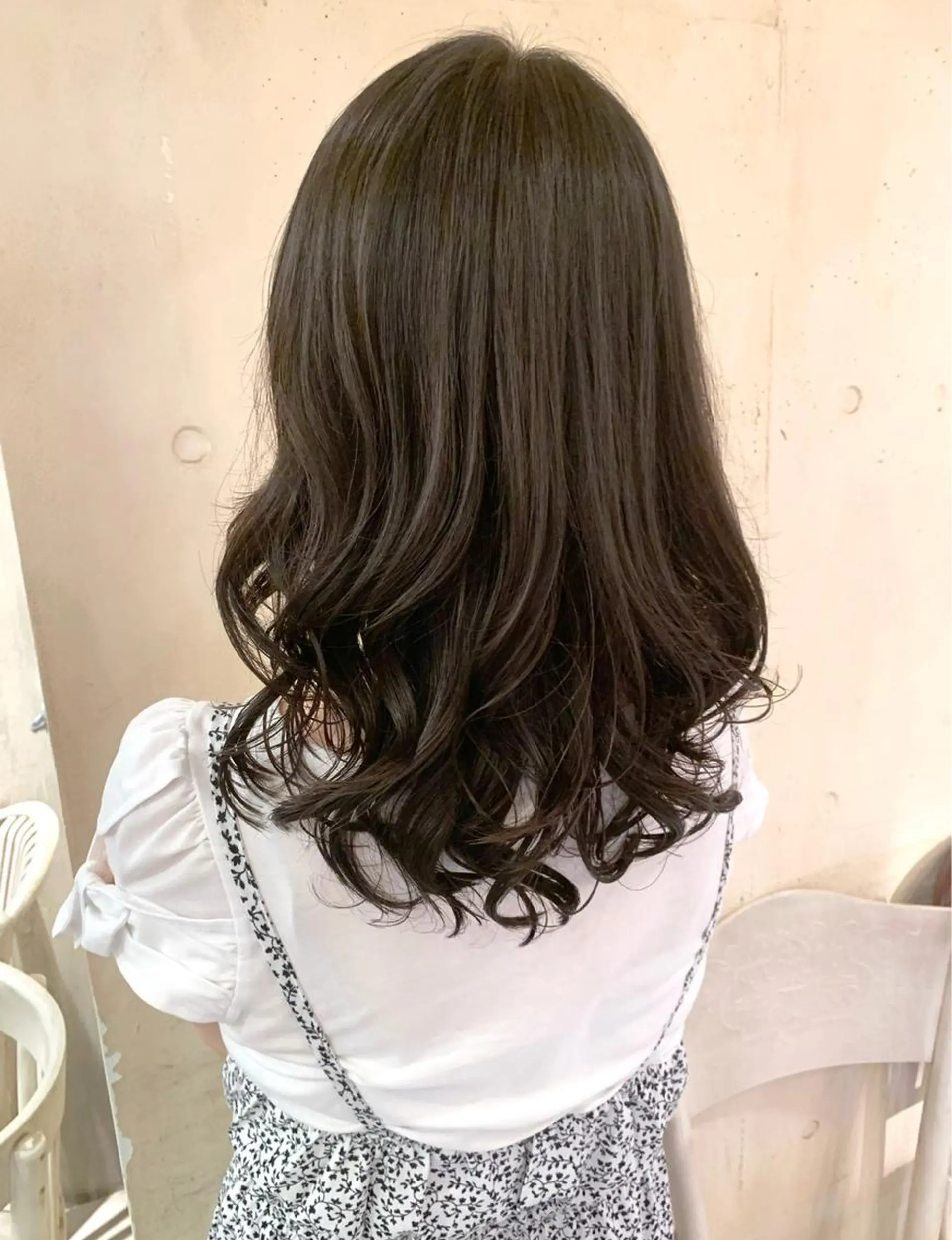 ミディアム パーマ ミディアムパーマ 髪質改善 韓国風ヘア レイヤーカット トリートメント 銀座No.1髪質改善 縮毛矯正/本木のヘアスタイル