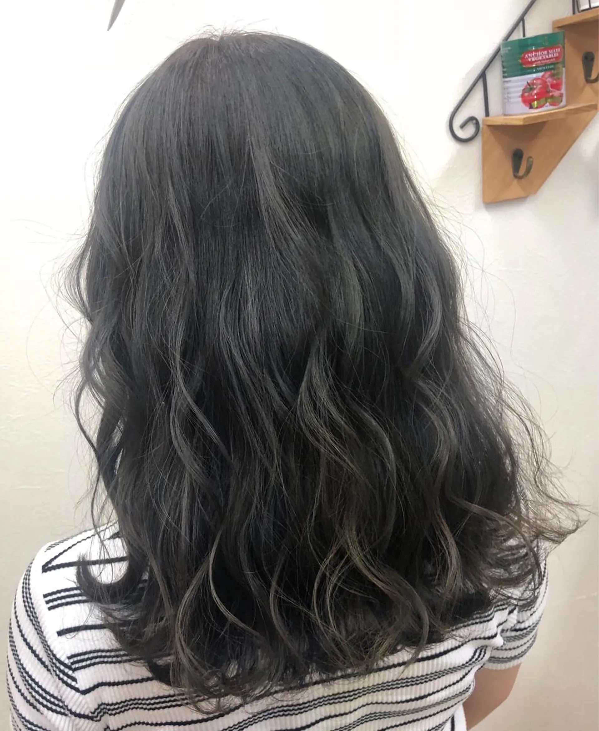 ミディアム アッシュ ヘアカラー トリートメント MAKO ❤️‍🔥NEXTのヘアスタイル