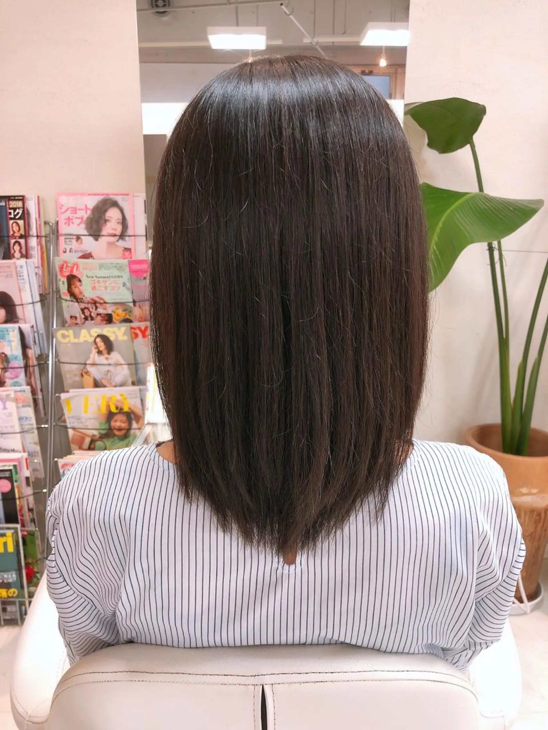 ミディアム 阿部 美咲のヘアスタイル