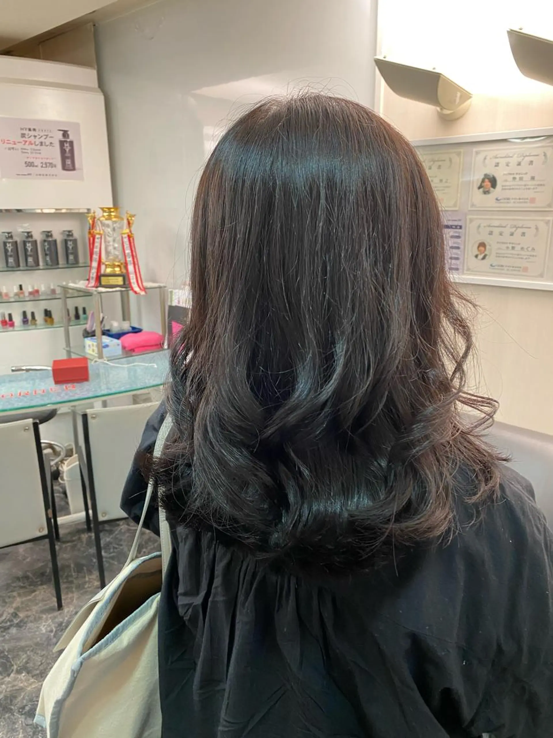 セミロング カラー 透明感カラー hair make HY所属・木下 広太のヘアスタイル