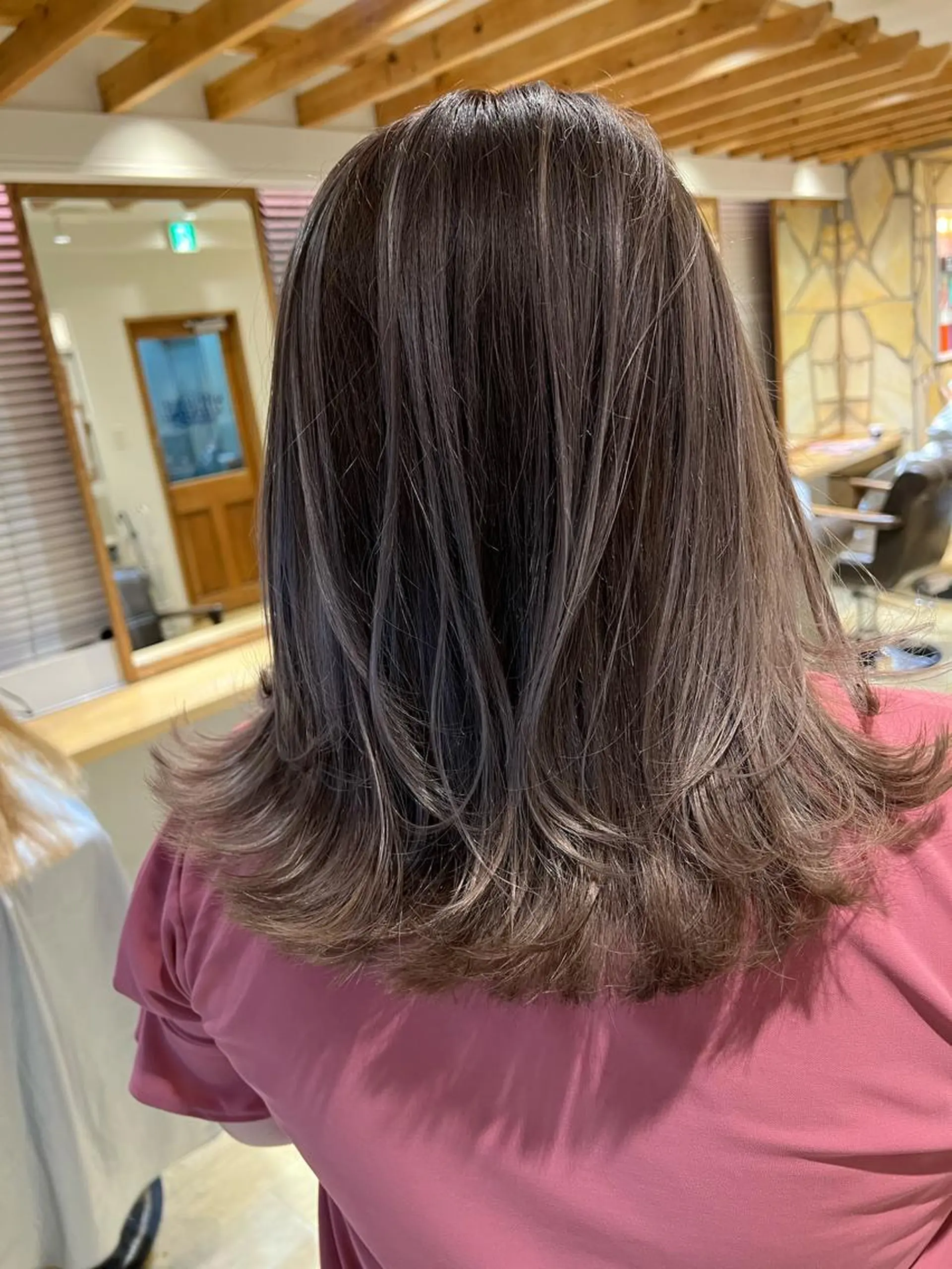 セミロング レイヤーカット ヘアカラー トリートメント 渋谷ハイトーン/ デザインカラー阿部のヘアスタイル