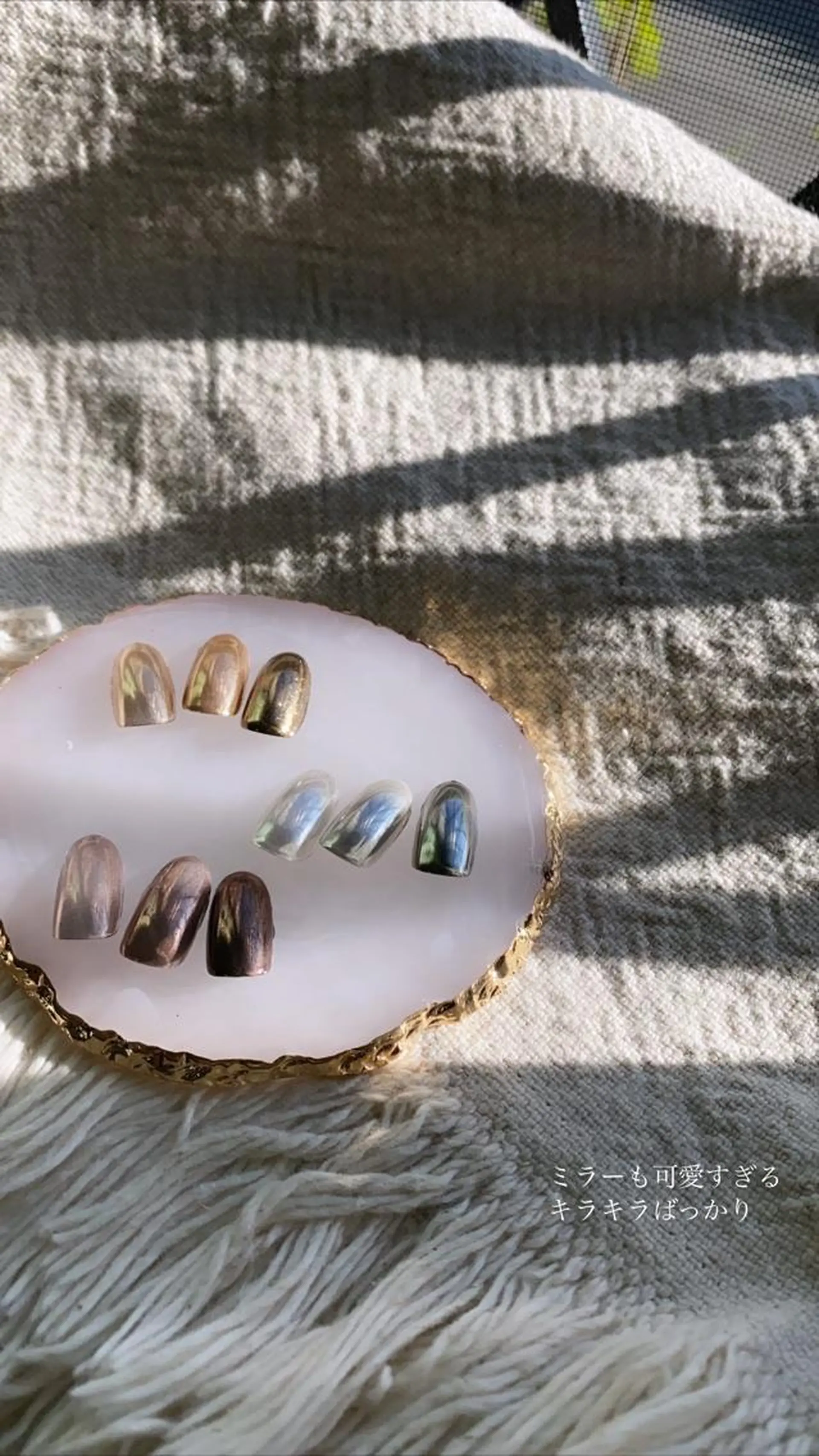 ネイル ミラーネイル Glanz regaroのネイルデザイン