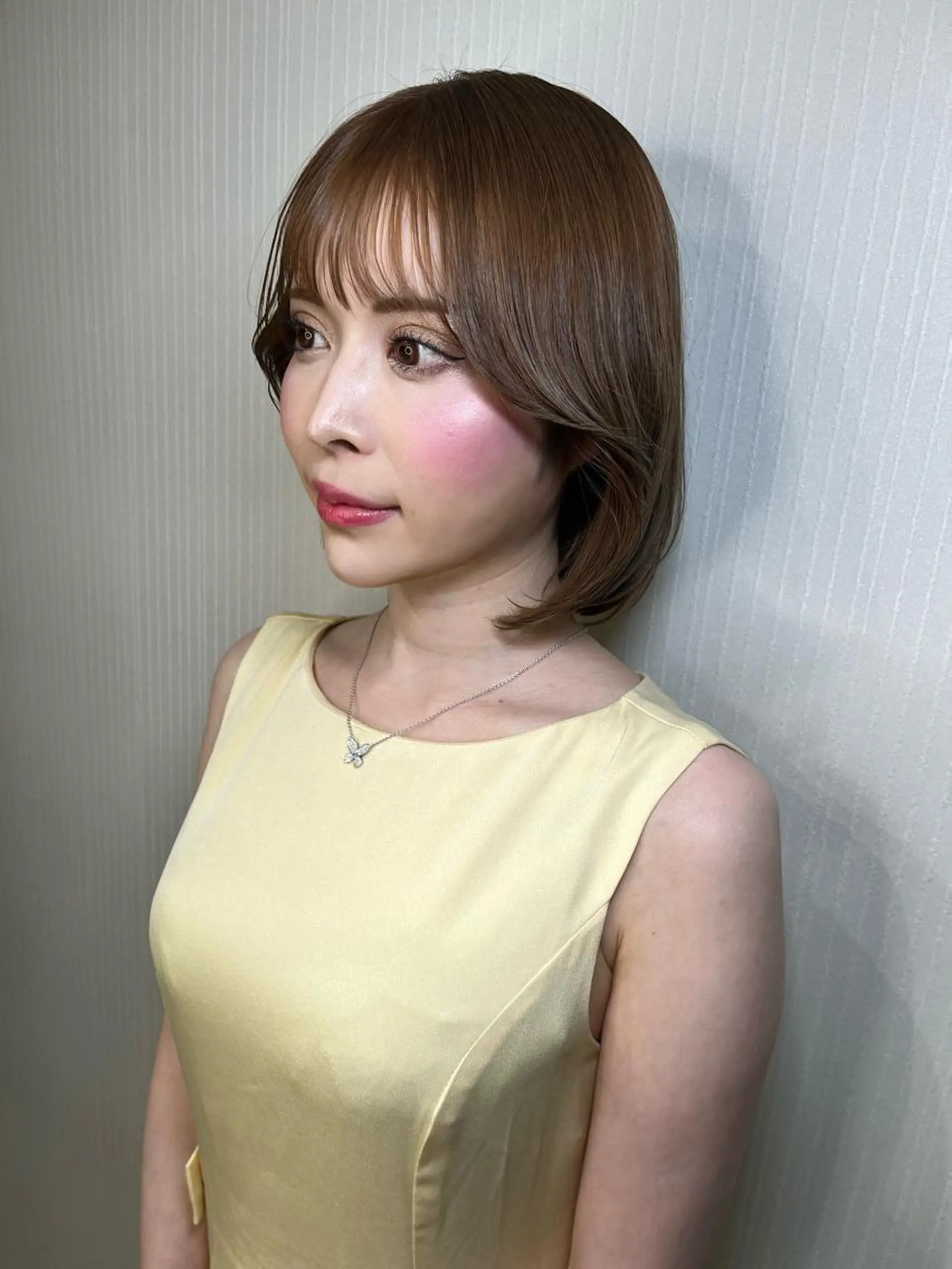 ミディアム カット 【Diar】オーナー アキヨシケンタのヘアスタイル