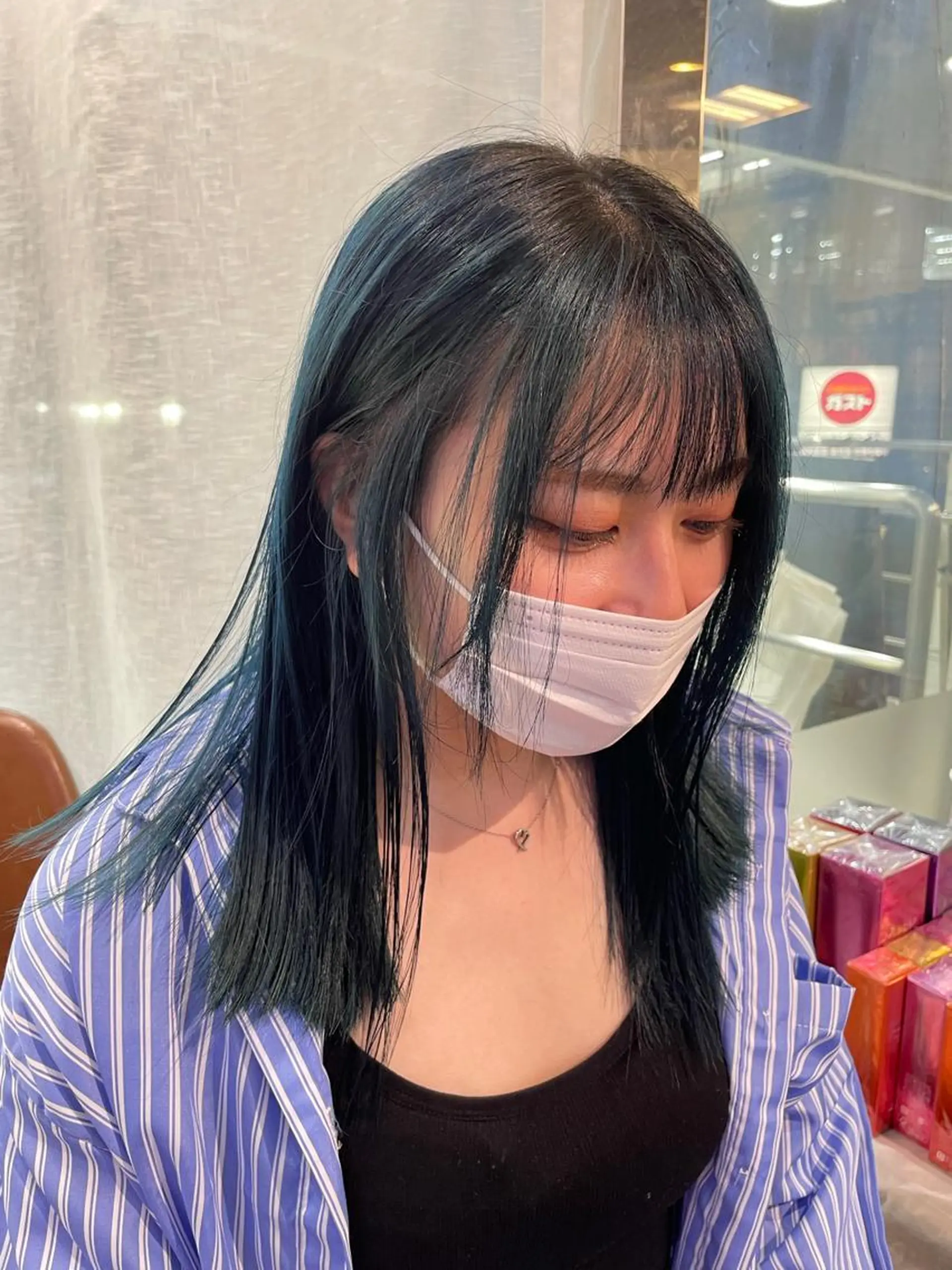 ロング カラー ブリーチ 個性派ネイル 🌼 ハルカ ♡の眉毛・アイブロウイメージ