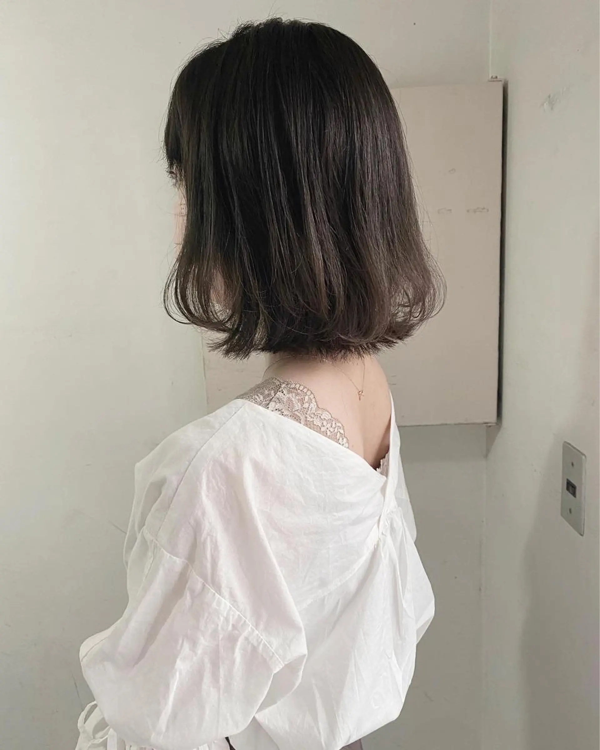 ショート カラー ボブレイヤー グレージュ ミント ボブ レイヤーカット レイヤーカット✂️ 横浜No1♡下鳥翔子のヘアスタイル