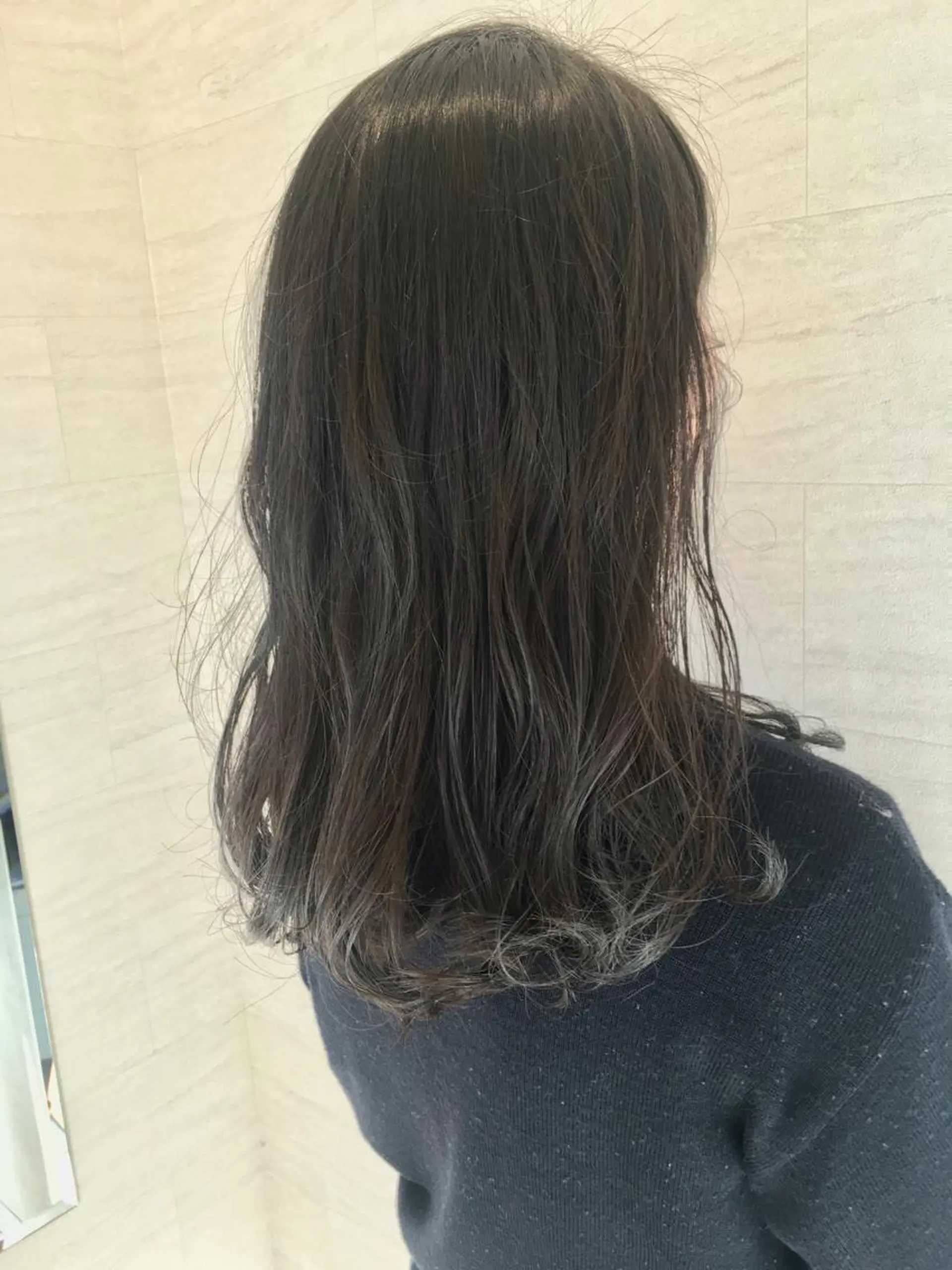 セミロング カラー アッシュ ダークアッシュ ラブーケ中川中島店 クラタチカコのヘアスタイル