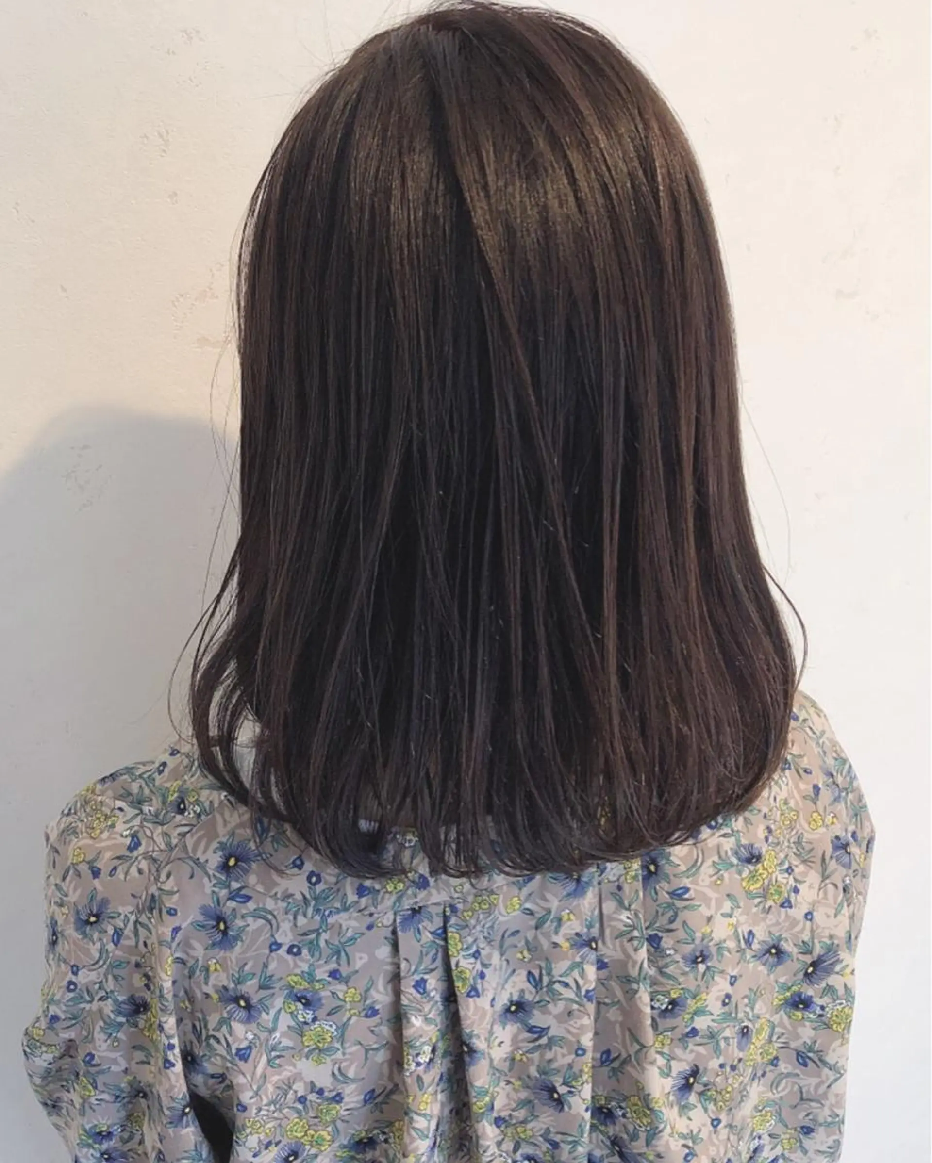 ミディアム カラー 伊藤 さやかのヘアスタイル