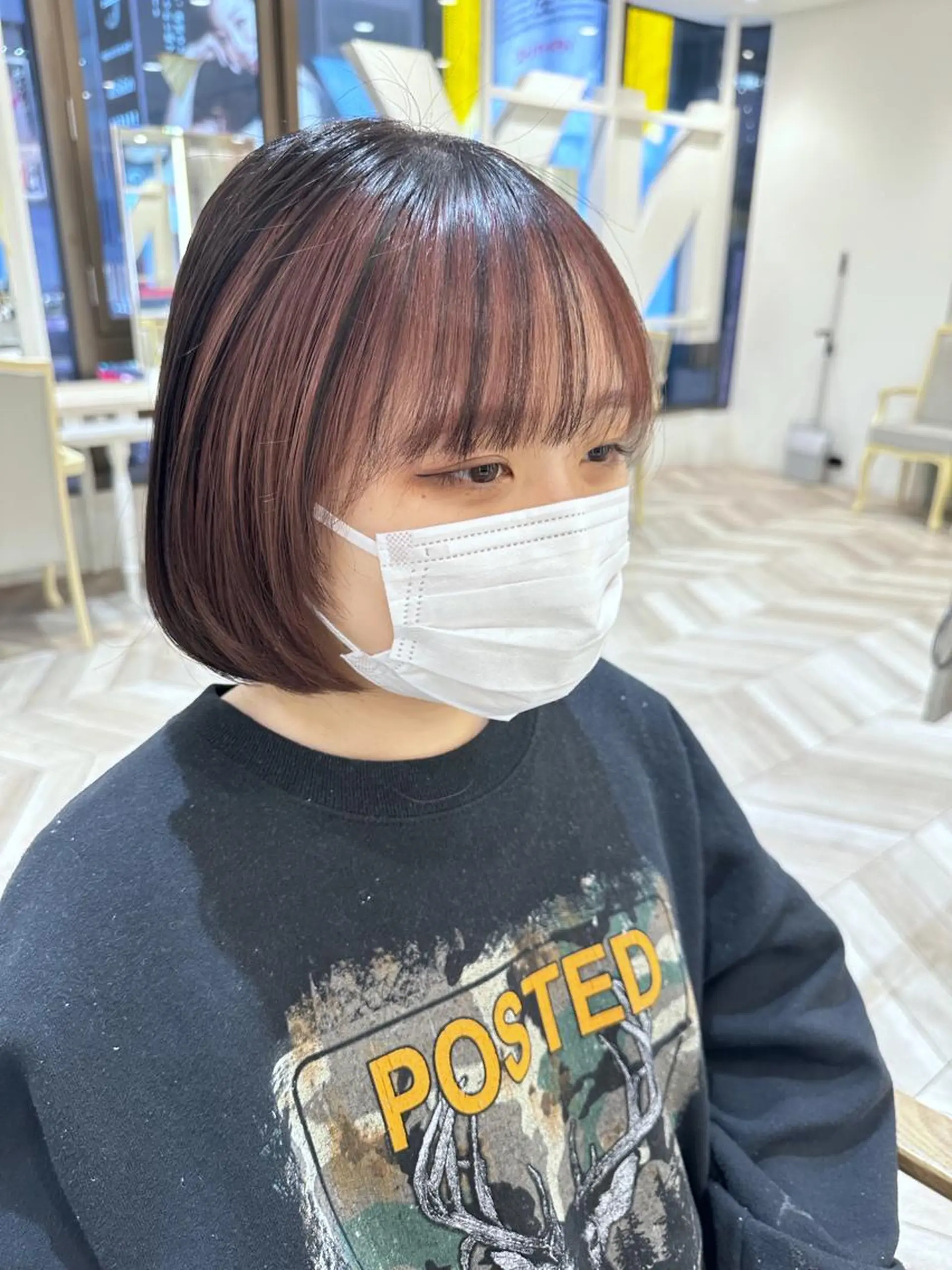 ショート カット ヘアカラー 小顔レイヤー/ ベージュ🤍Rieのヘアスタイル