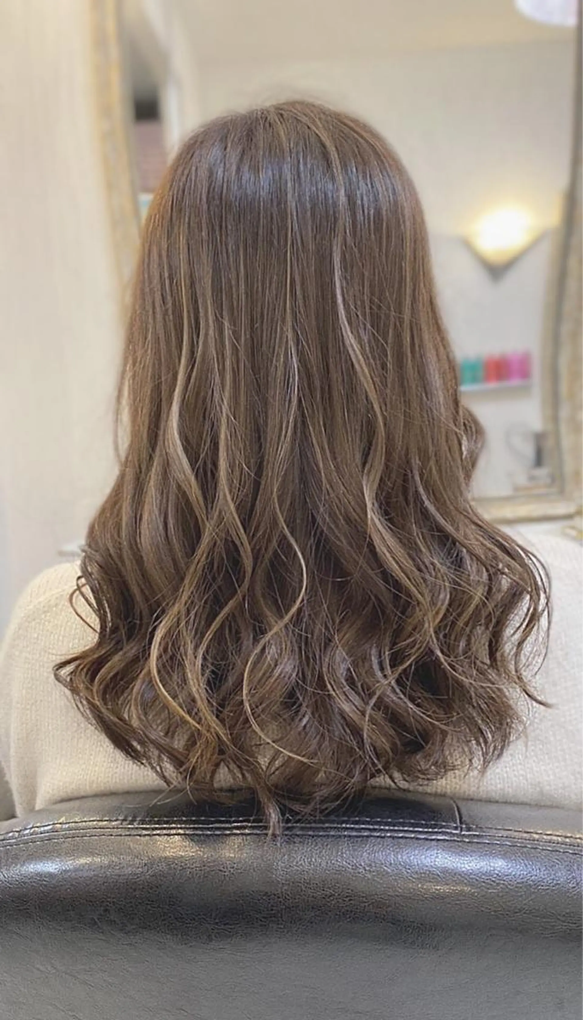 ミディアム カラー ハイライトカラー ハイライト カット ヘアカラー トリートメント KEN 🌟のヘアスタイル
