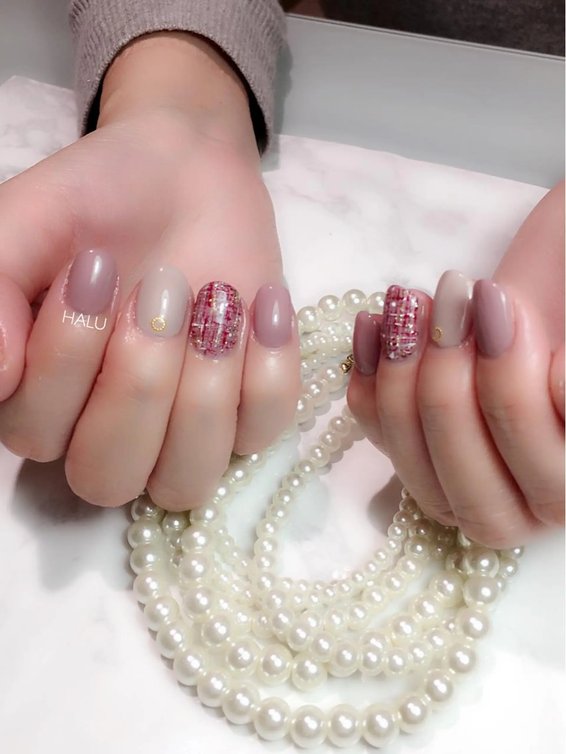 ネイル 赤色 ツイードネイル HALU ハルのネイルデザイン