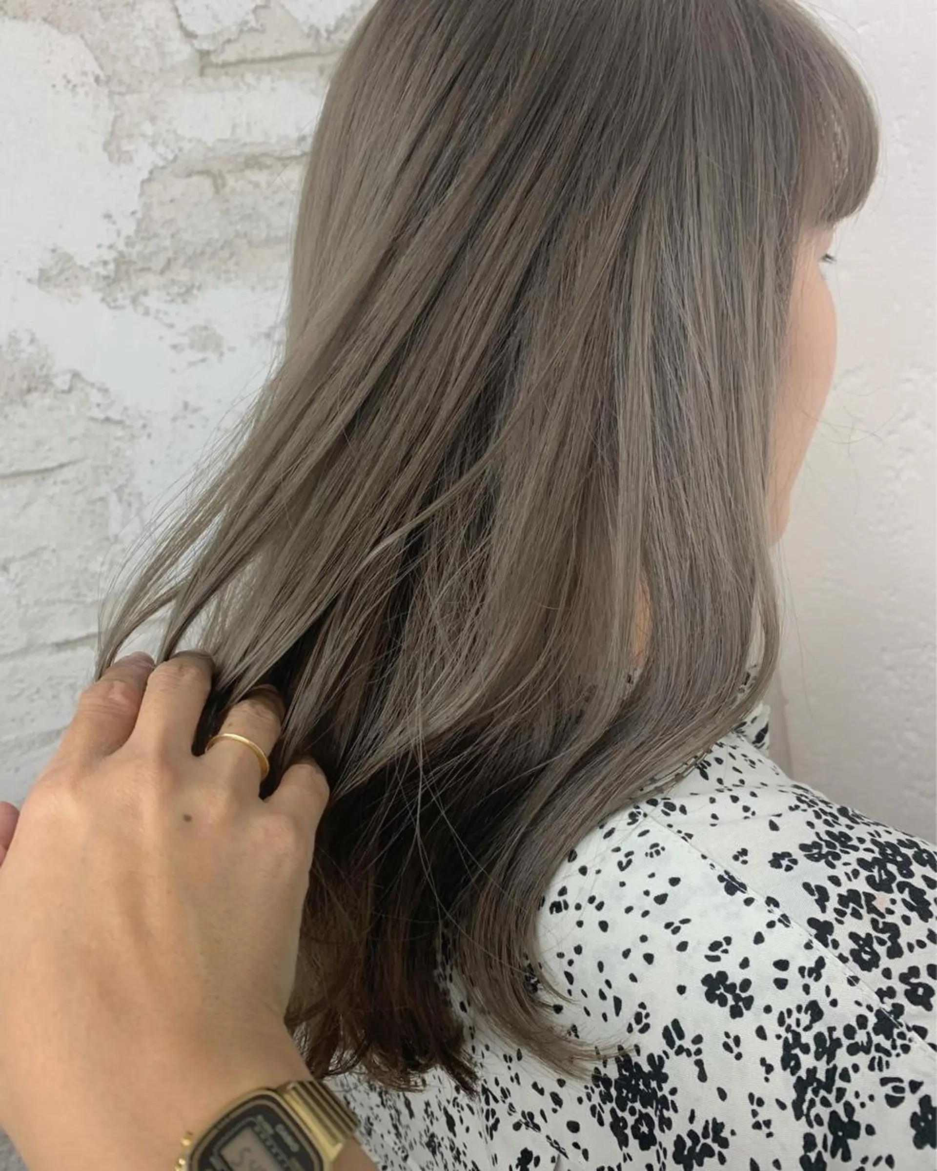 セミロング 🌈ハイライトカラー 🌈naokoのヘアスタイル