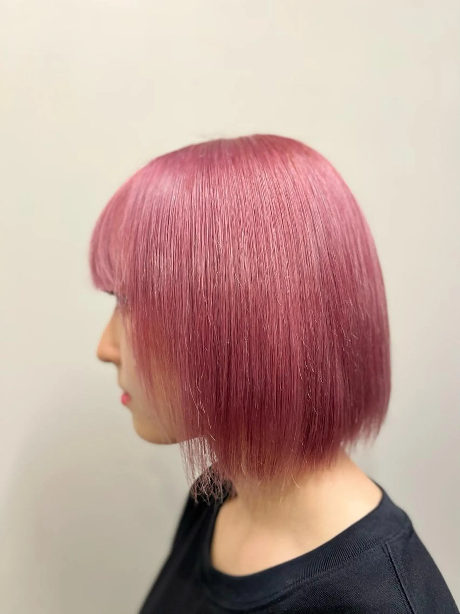 カラー ブリーチ ダブルカラー ピンクカラー 朝が楽なパーマ 🌱ショート/緒方椋のヘアスタイル