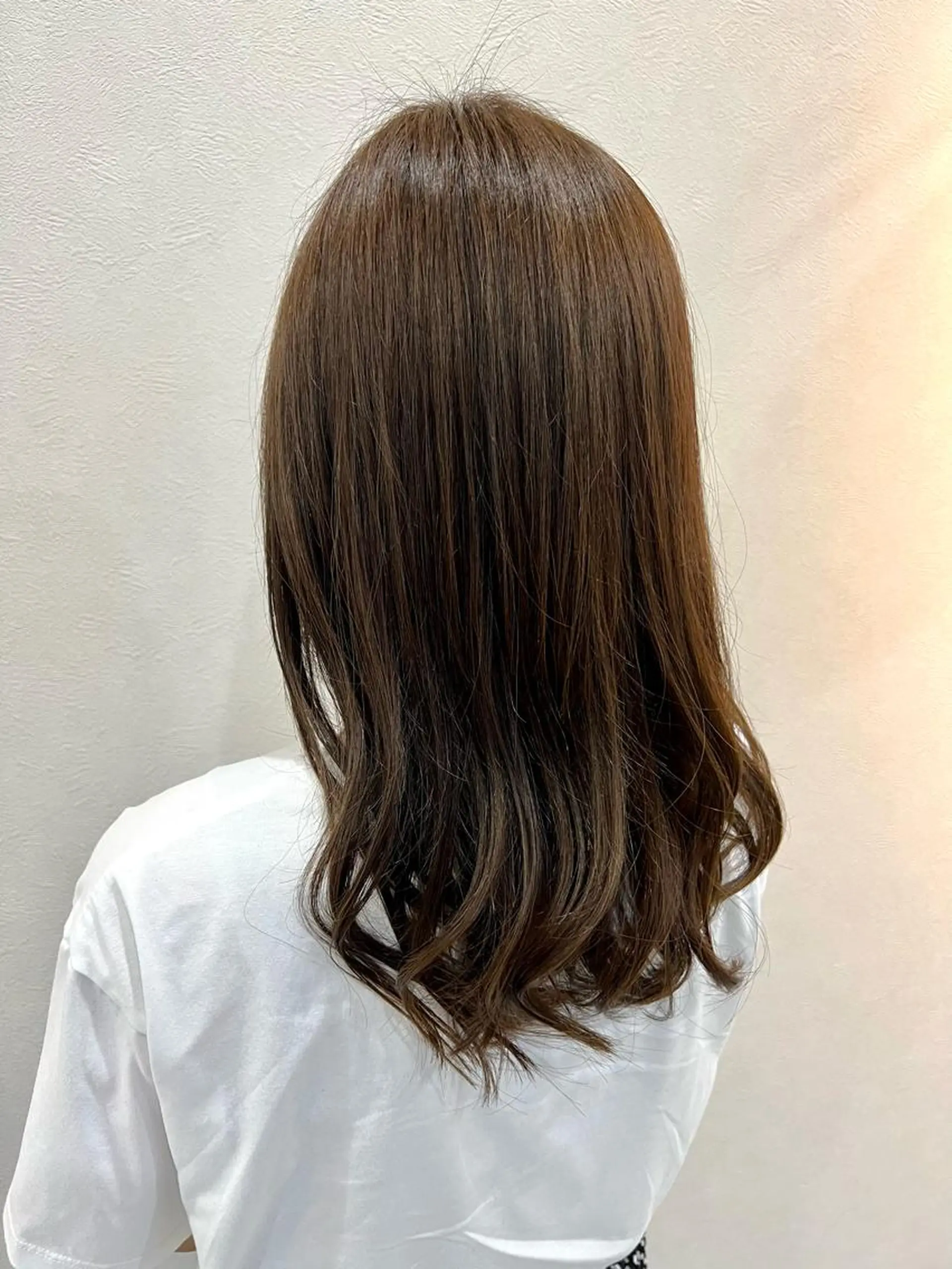 セミロング カット ヘアカラー ショート/白髪ぼかし 君和田若菜のヘアスタイル