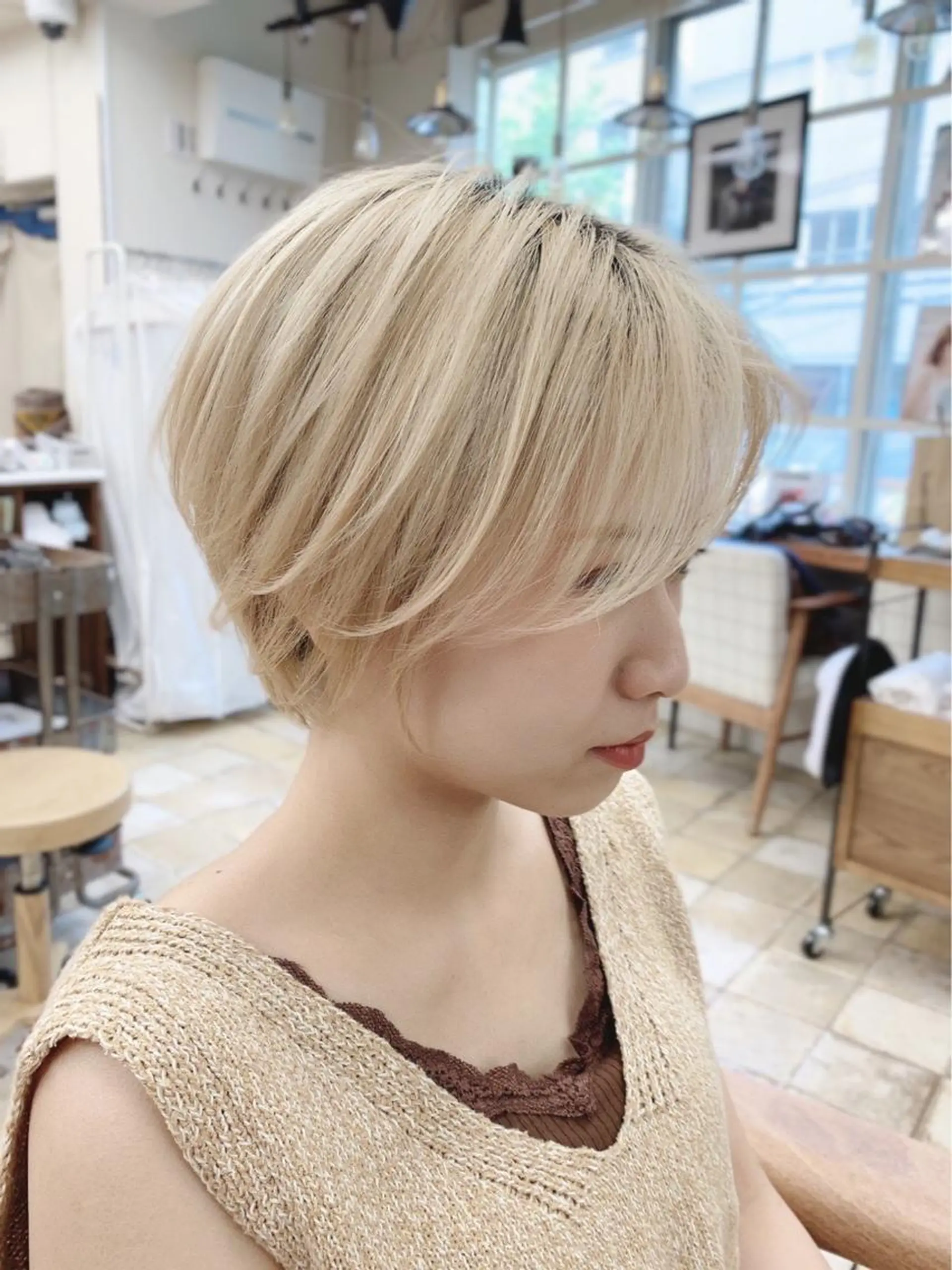 ショート カラー LAND by HAVANA所属・ショート/ボブ特化 相良 真子のヘアスタイル