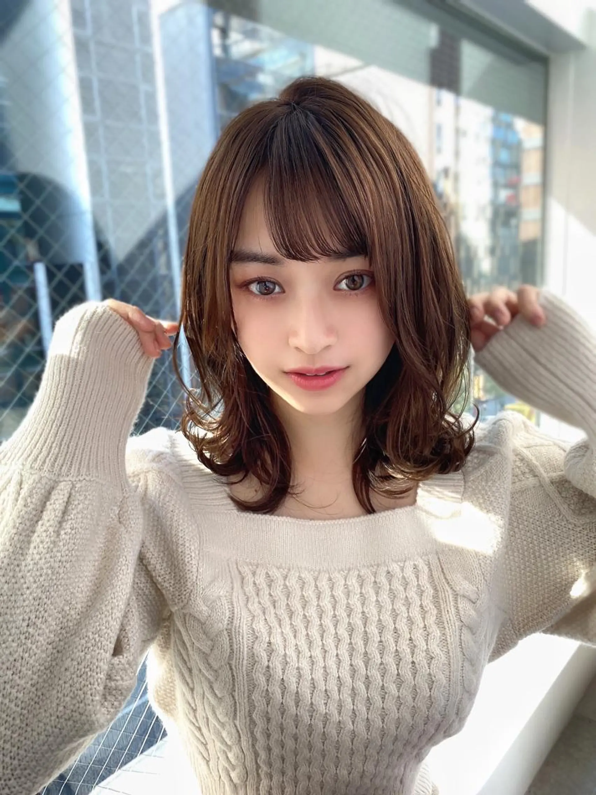 ミディアム カラー パーマ ヘアアレンジ 結婚式・ブライダル アッシュ ベージュカラー 黒髪 ブリーチ 韓国ヘア×2way 🇰🇷和知拓郎のヘアスタイル
