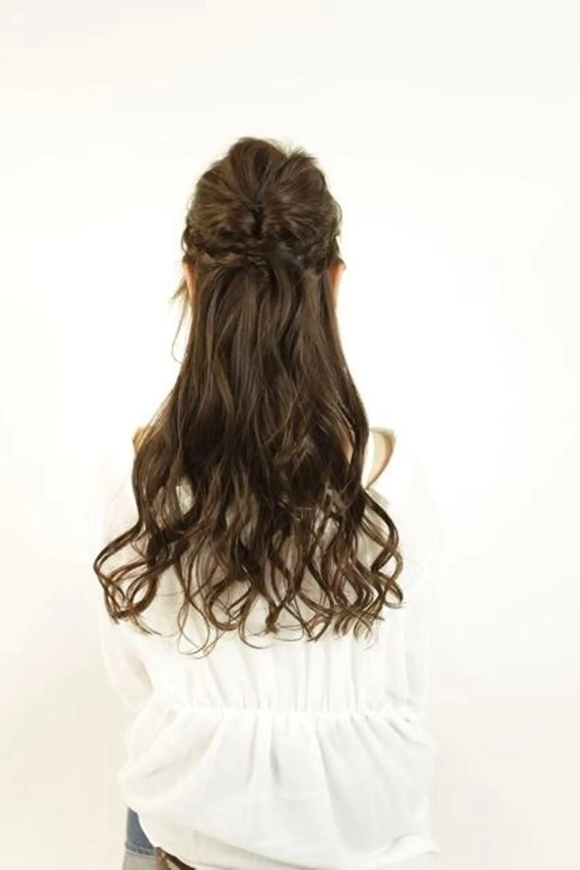 ロング カラー ヘアアレンジ kawamoto akaneのヘアスタイル