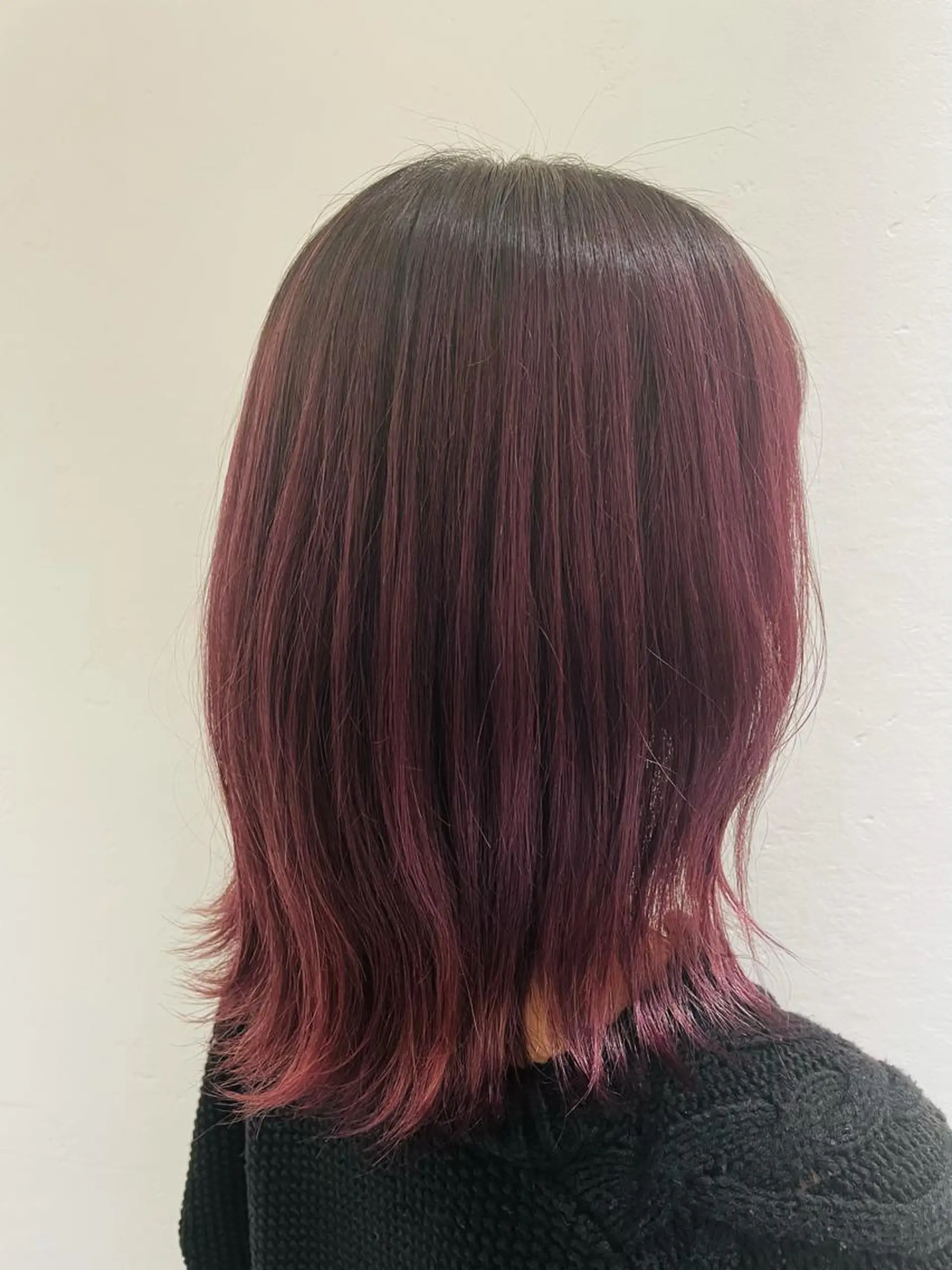 セミロング カラー 松井 竜輝のヘアスタイル