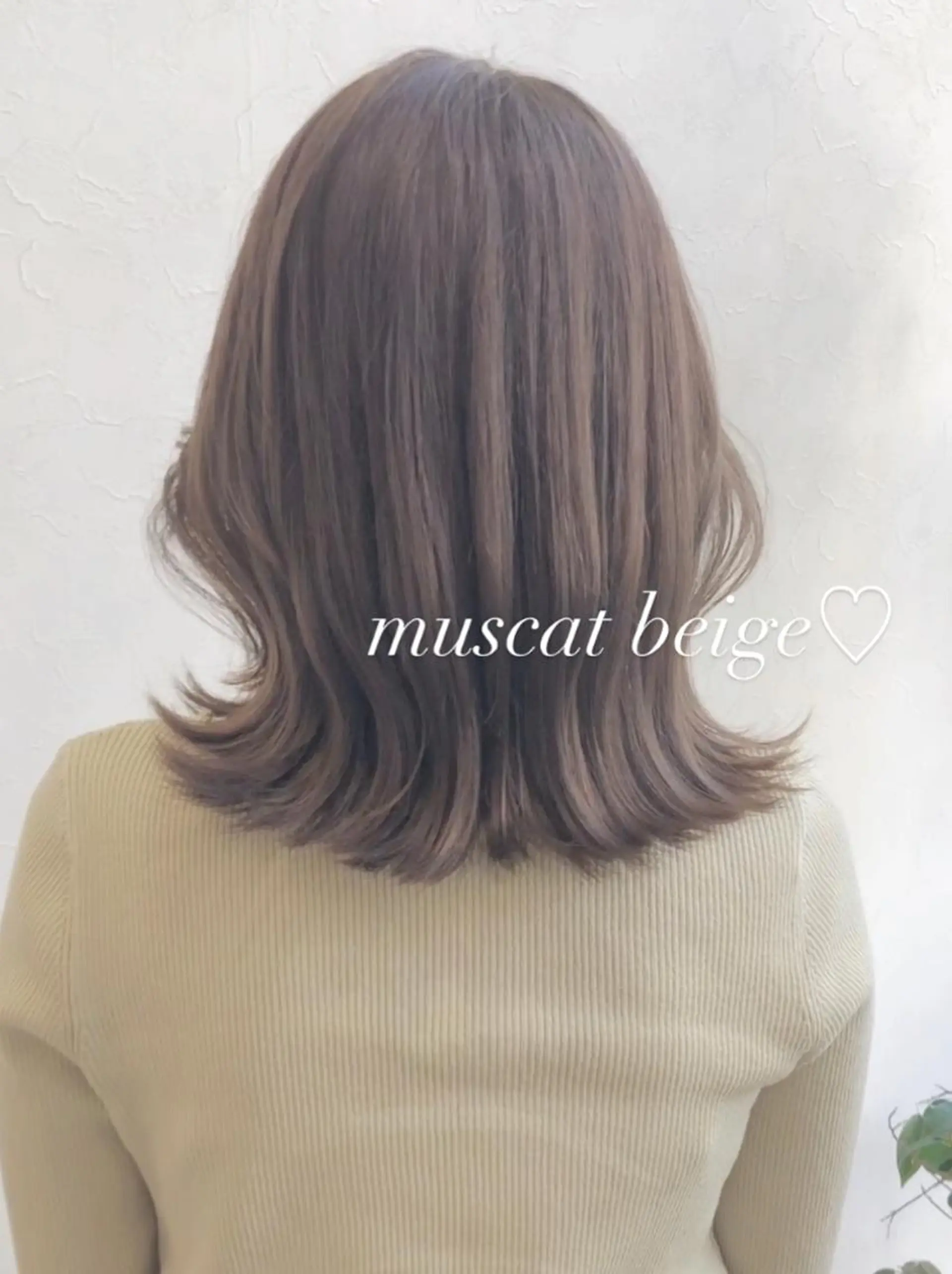 セミロング カラー nakahara madokaのヘアスタイル